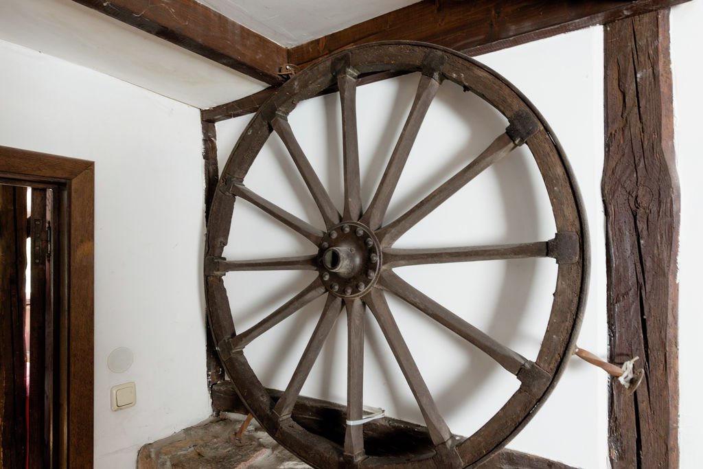 - image: 20
