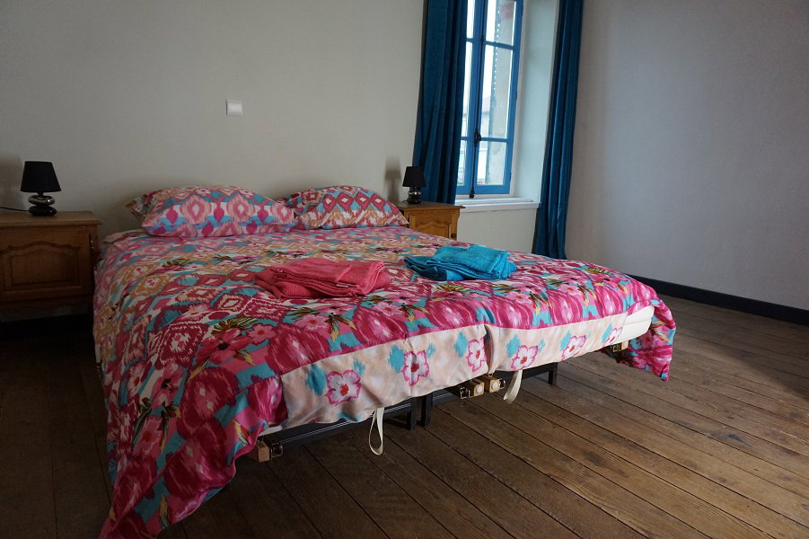- image: 11
