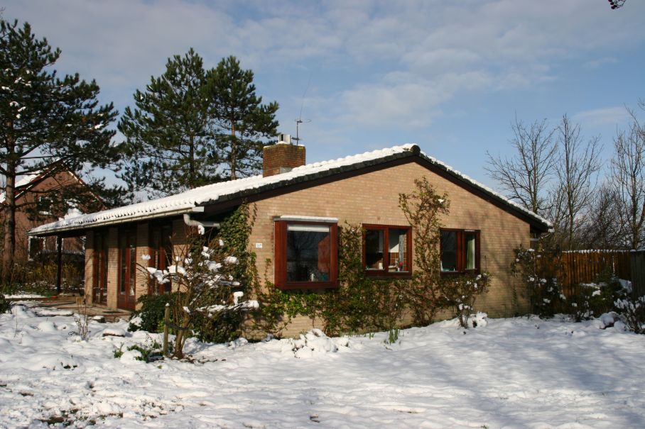 - image: 22