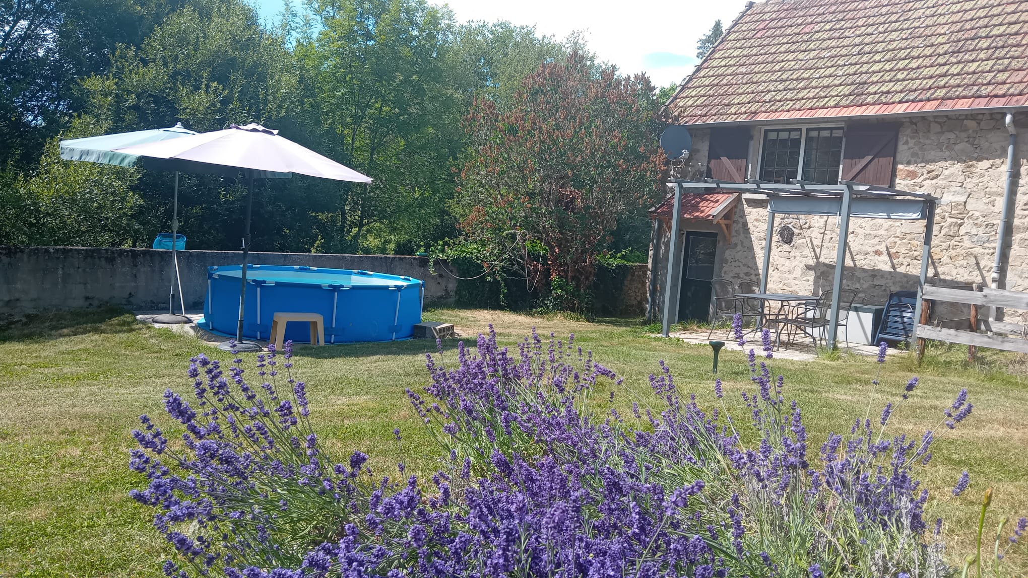 Casa nella natura a Dontreix