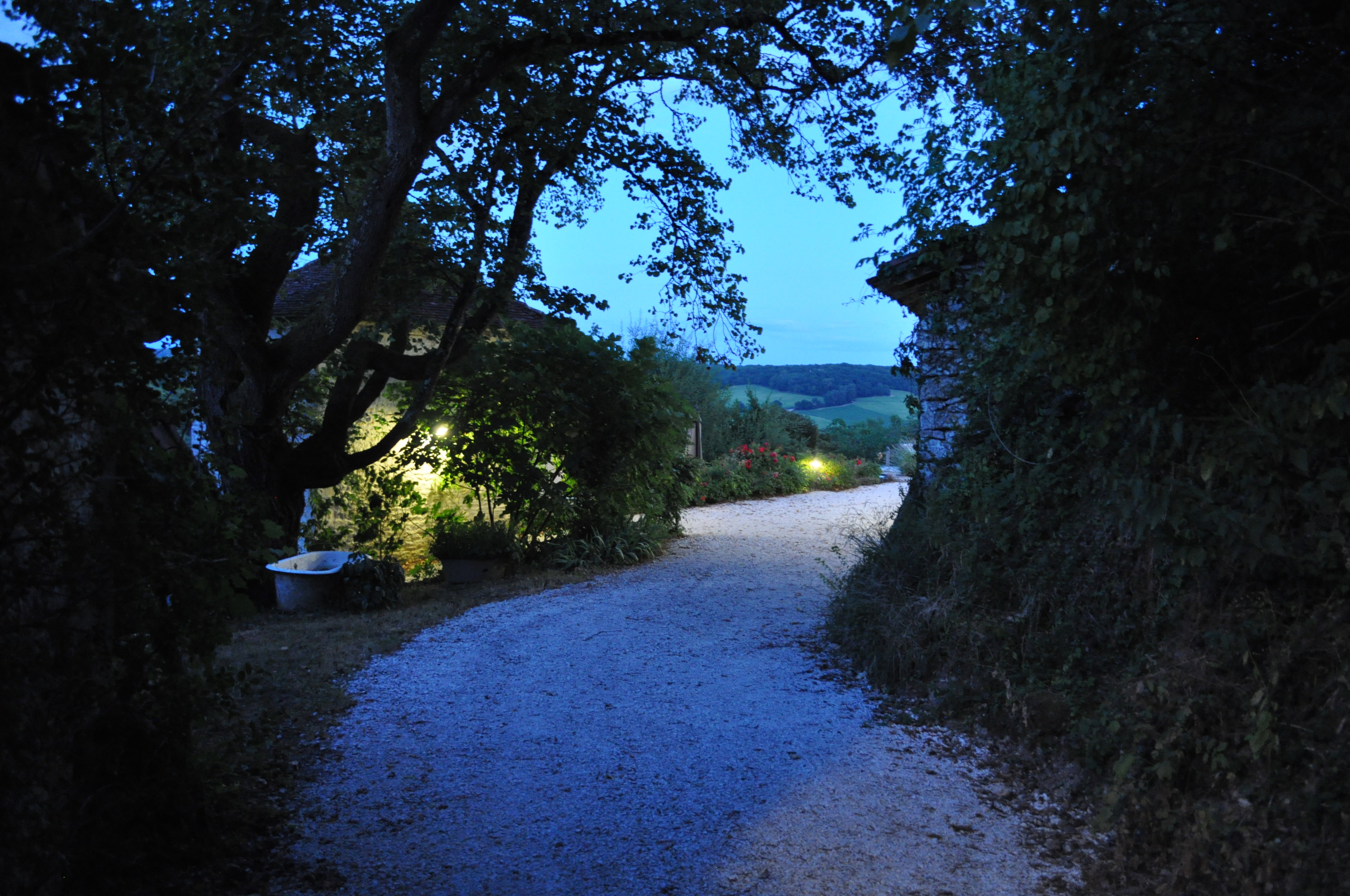 - image: 18
