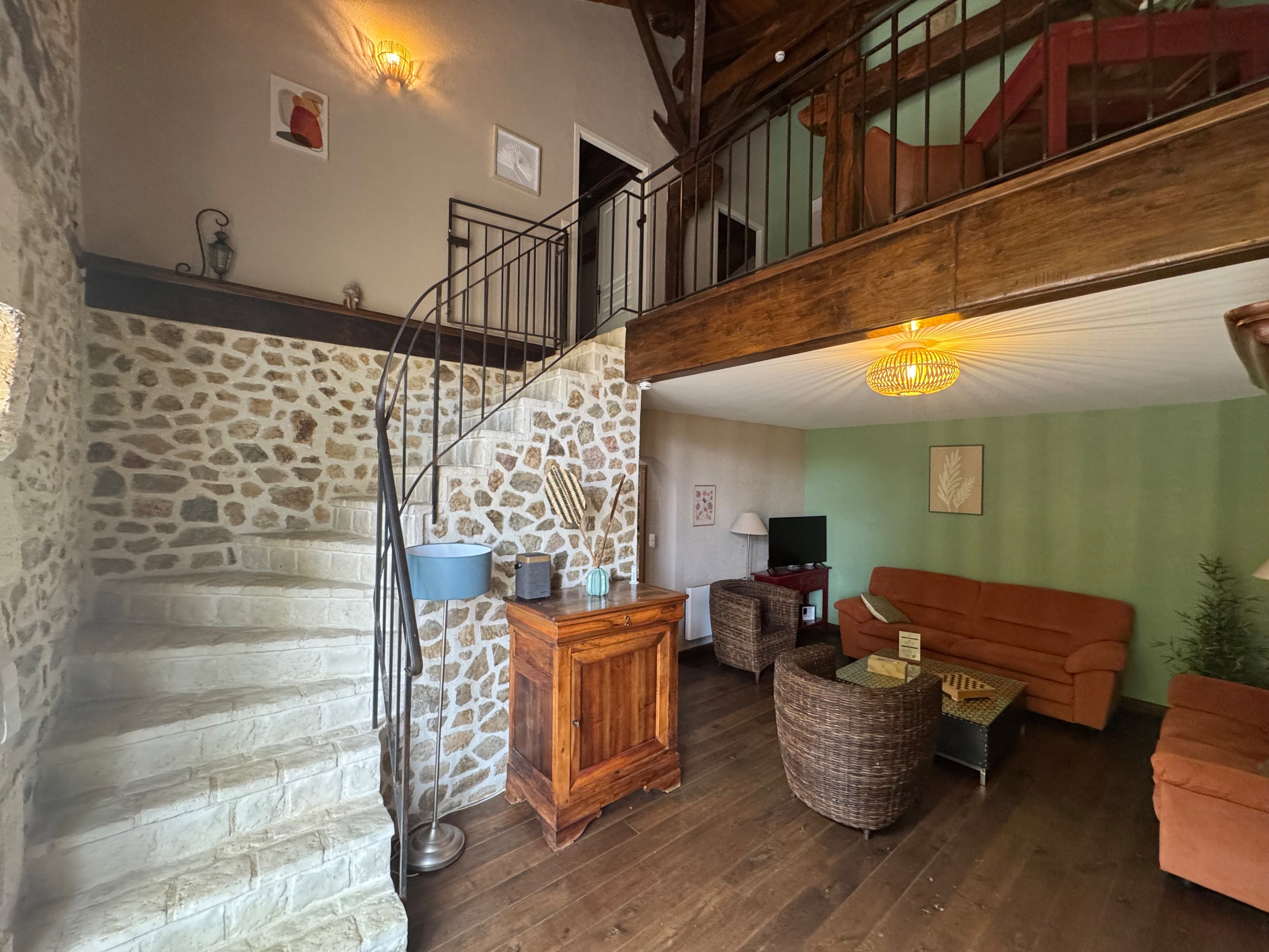 Casa nella natura a Rouzède