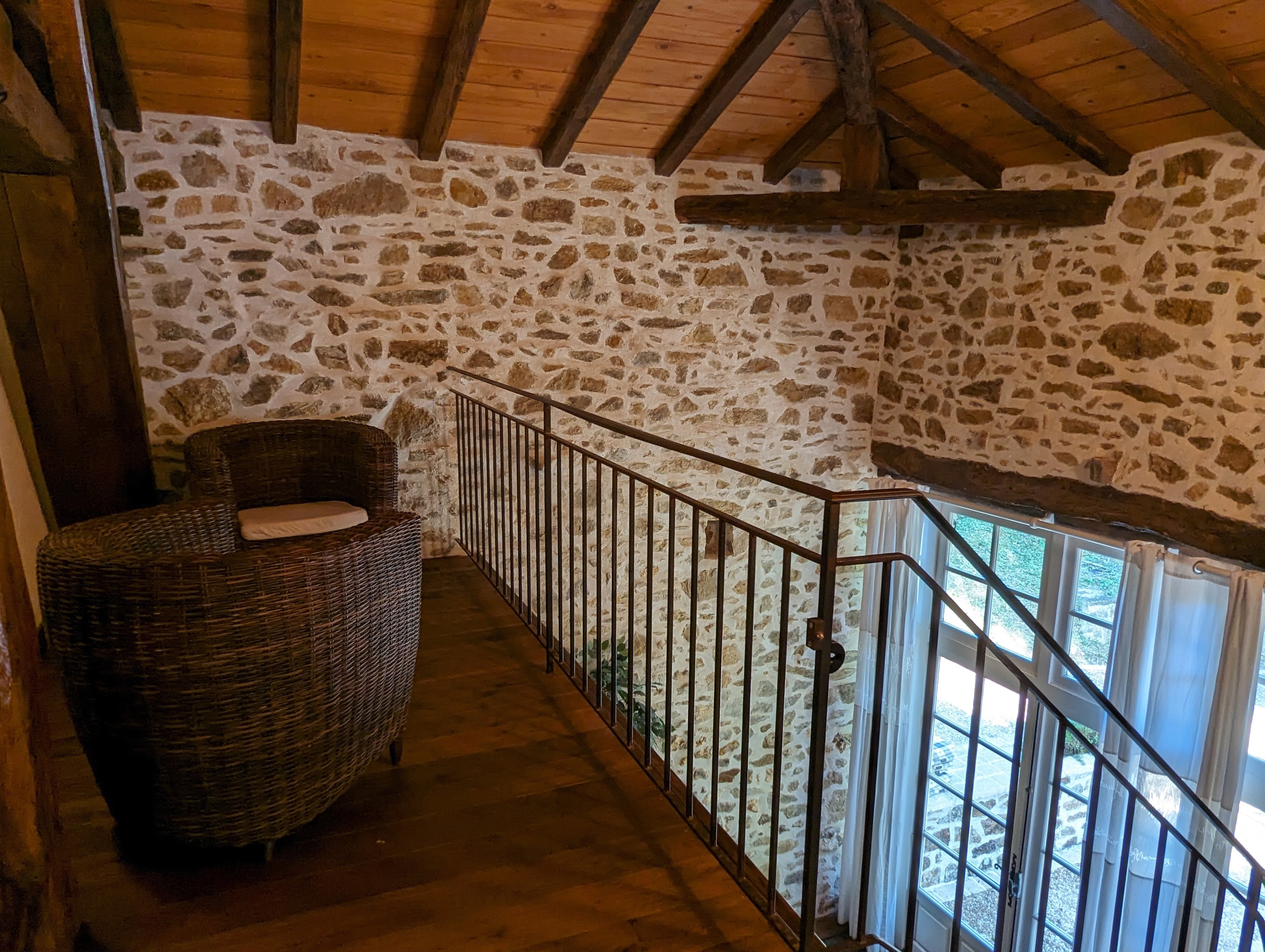 - image: 12