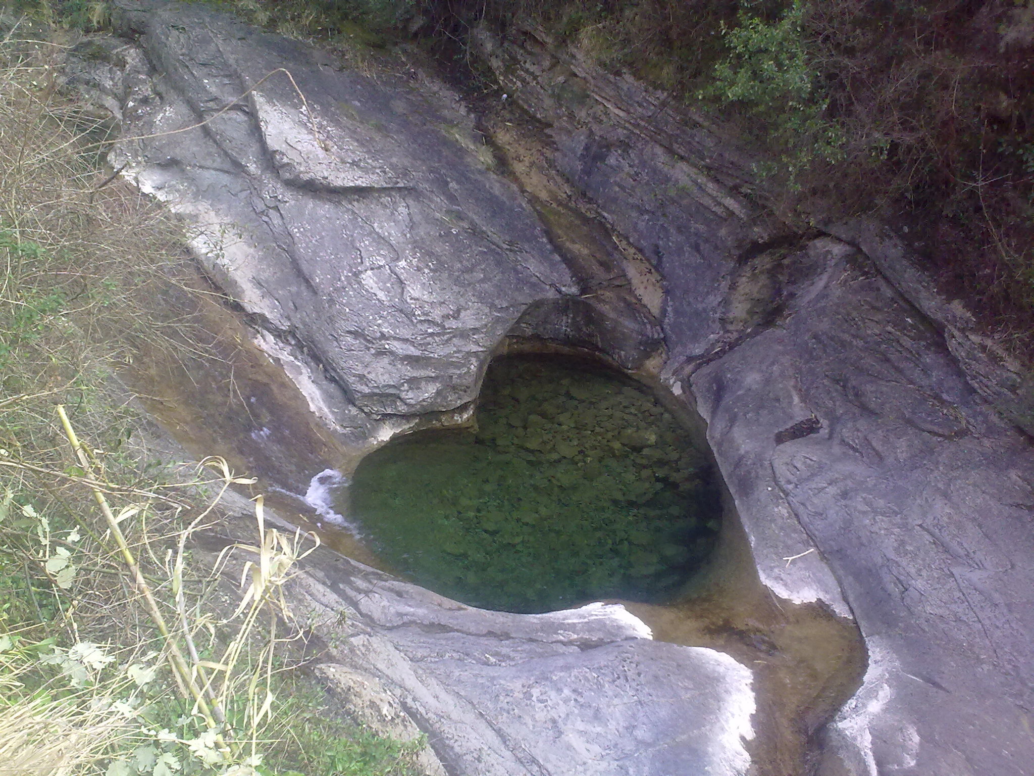 - image: 22