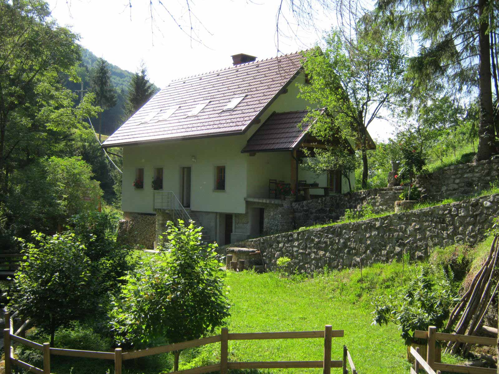 Maison nature à Dolenja Trebuša