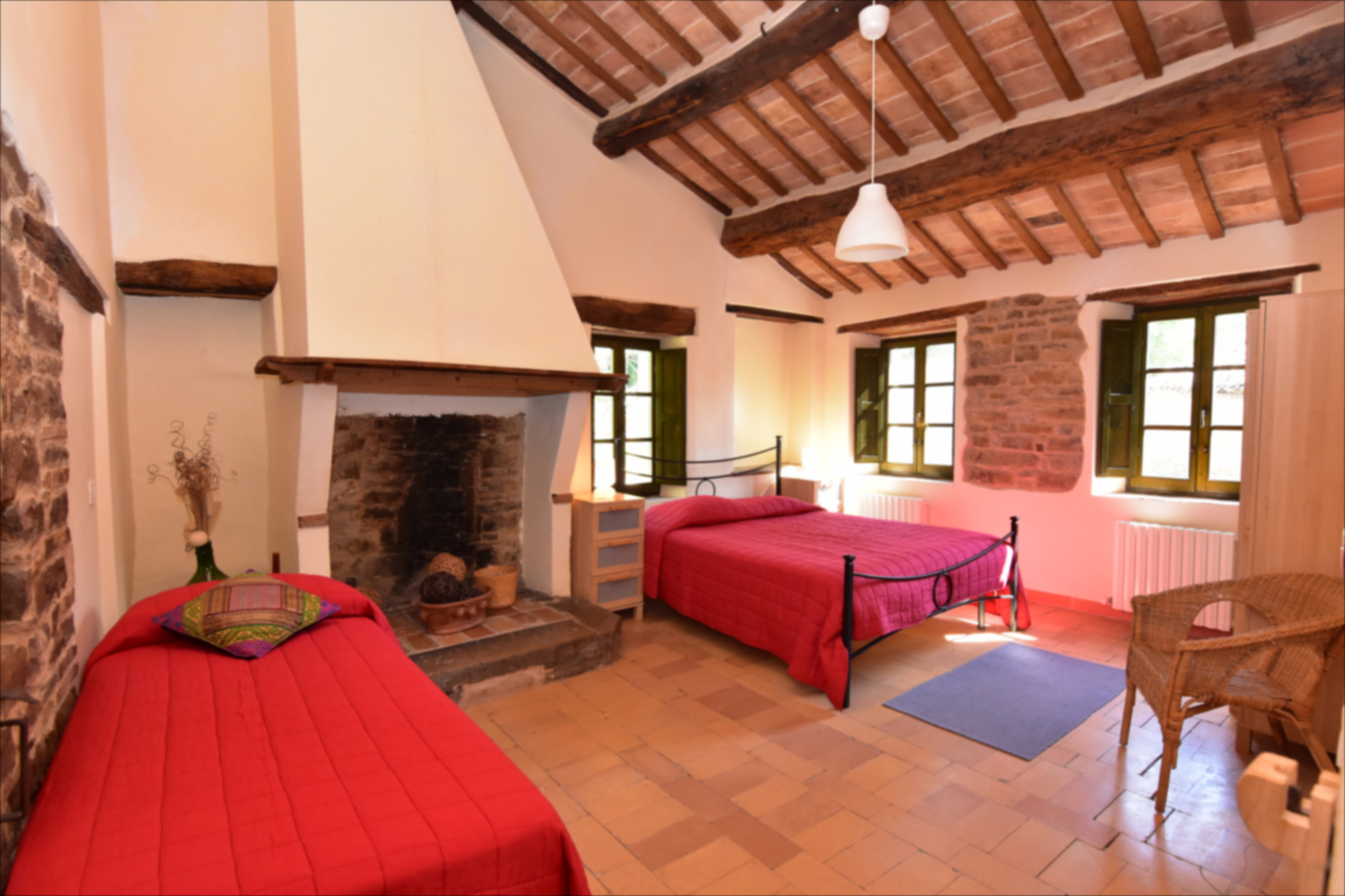 Casa nella natura a Serra San Quirico