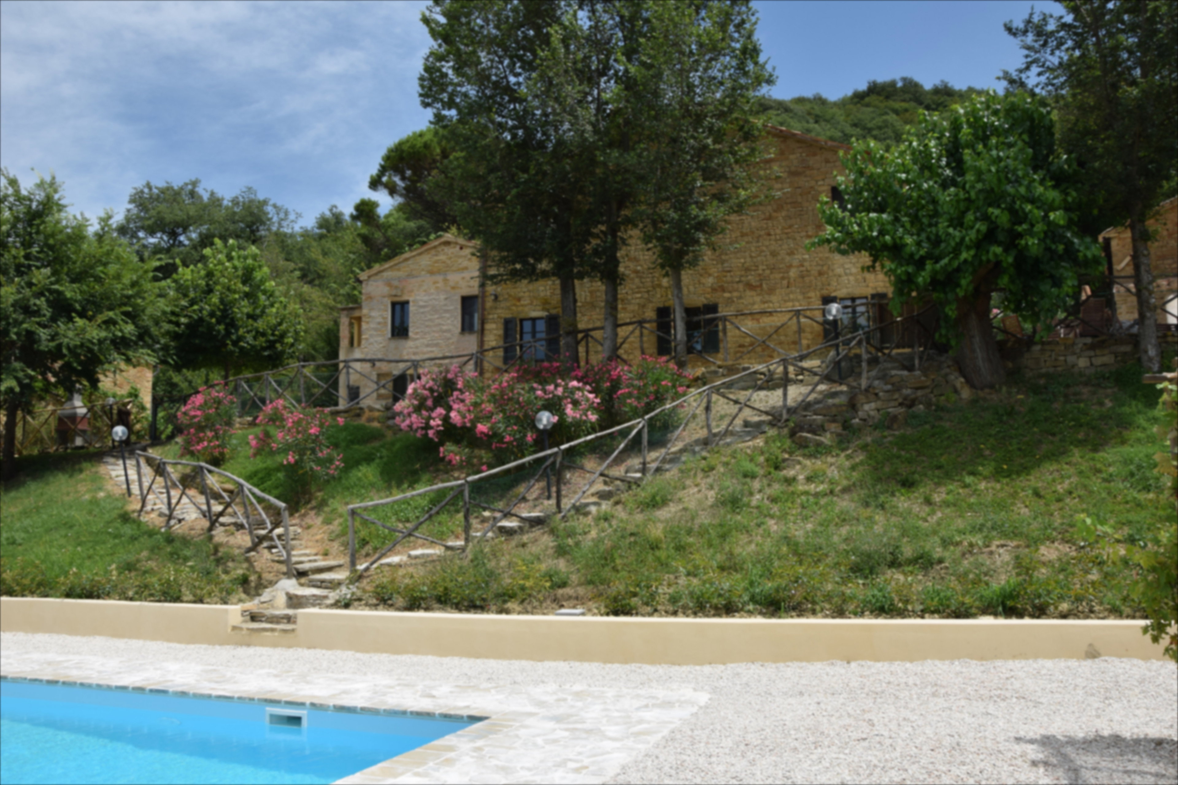 Casa nella natura a Serra San Quirico