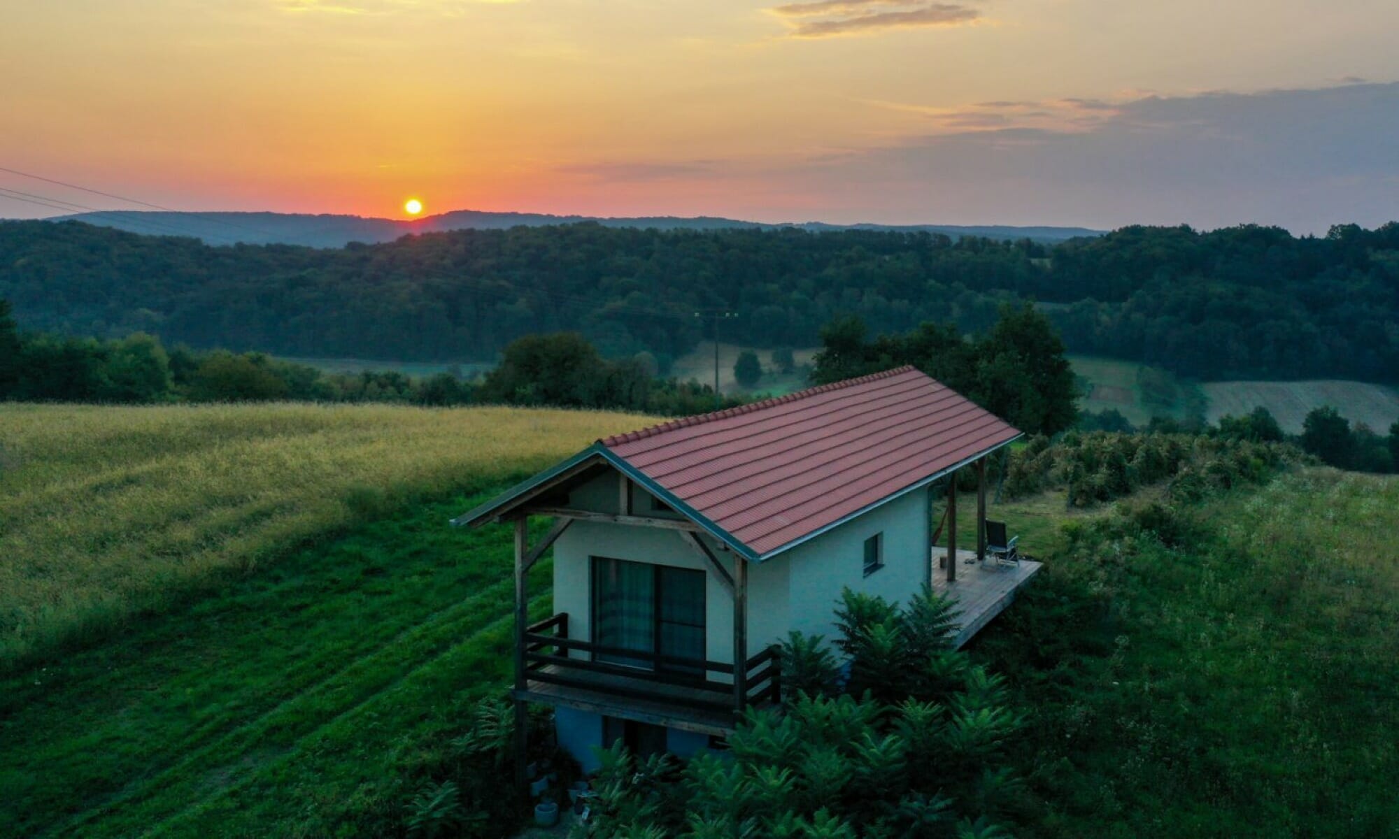 Naturhäuschen in Mačkovci