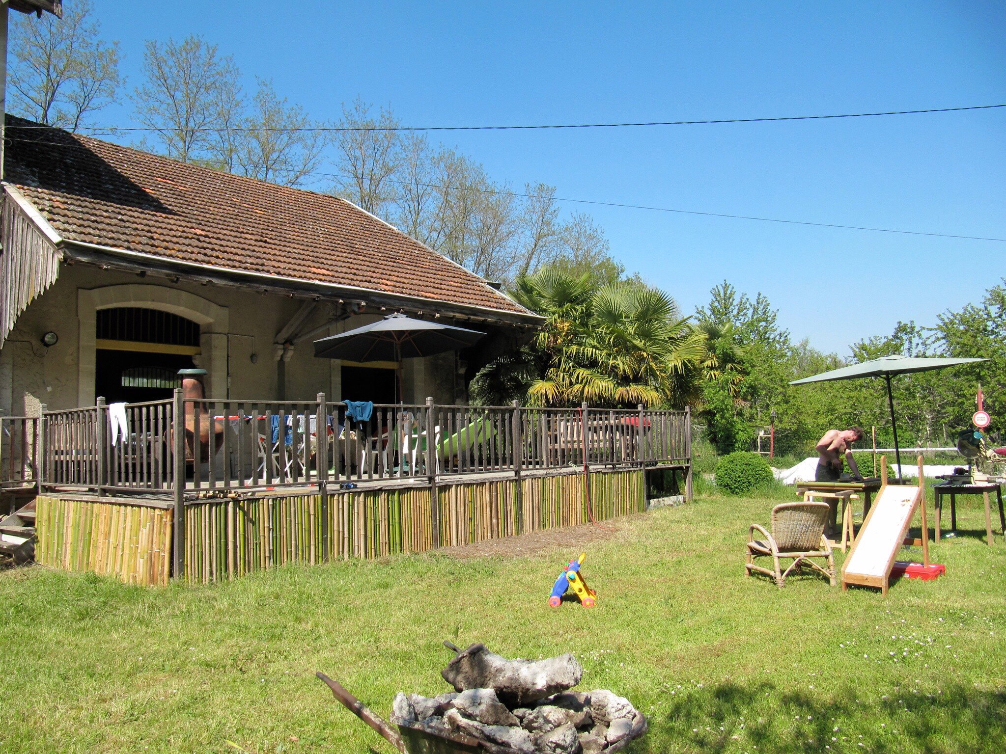 - image: 11