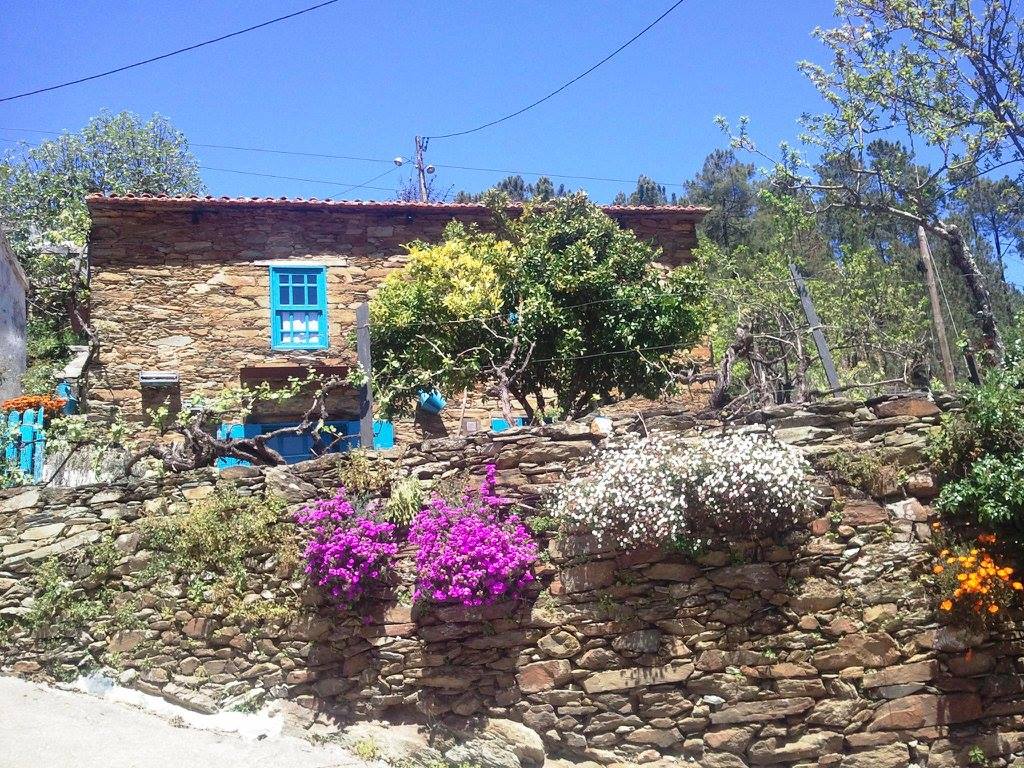 Casa nella natura a Aguincho - Alvoco da Serra