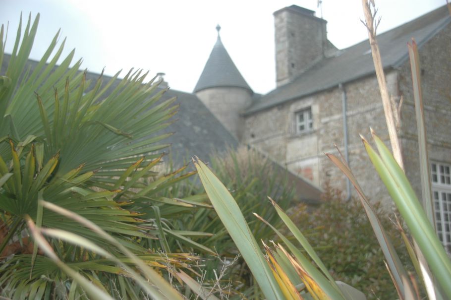Casa nella natura a Saint Patrice de Claids