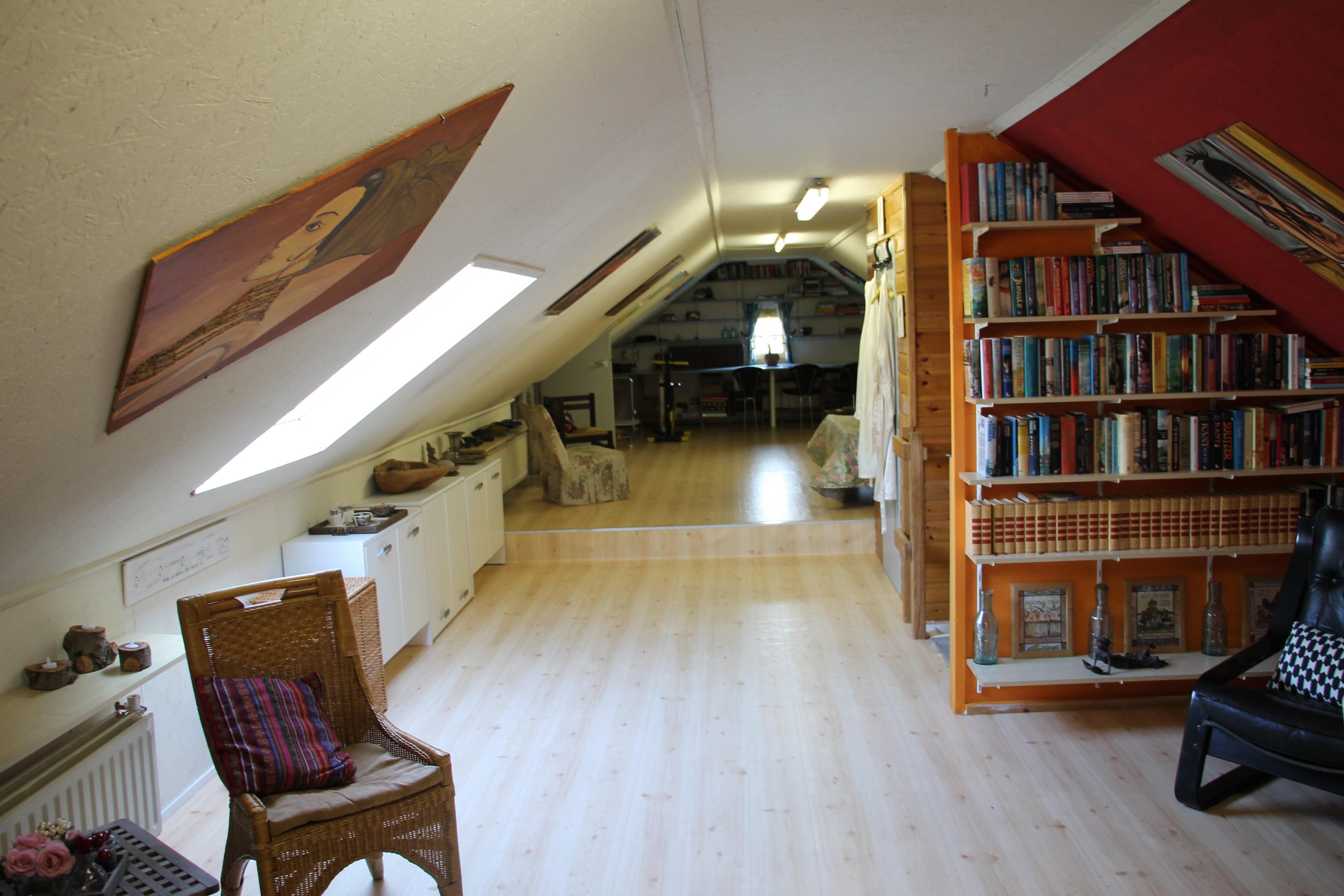 - image: 18
