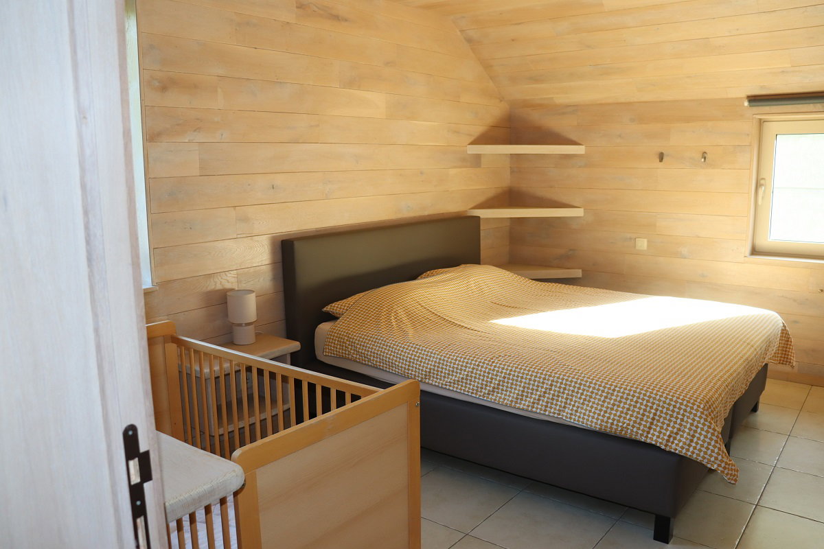 - image: 46