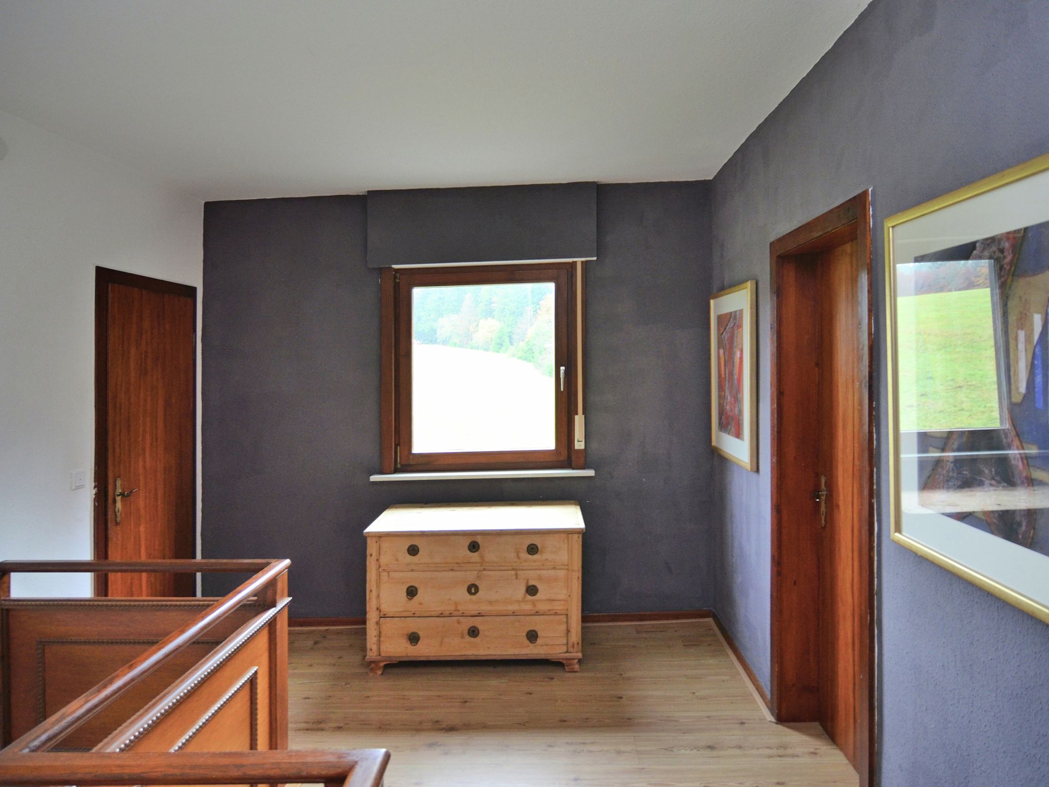 - image: 12