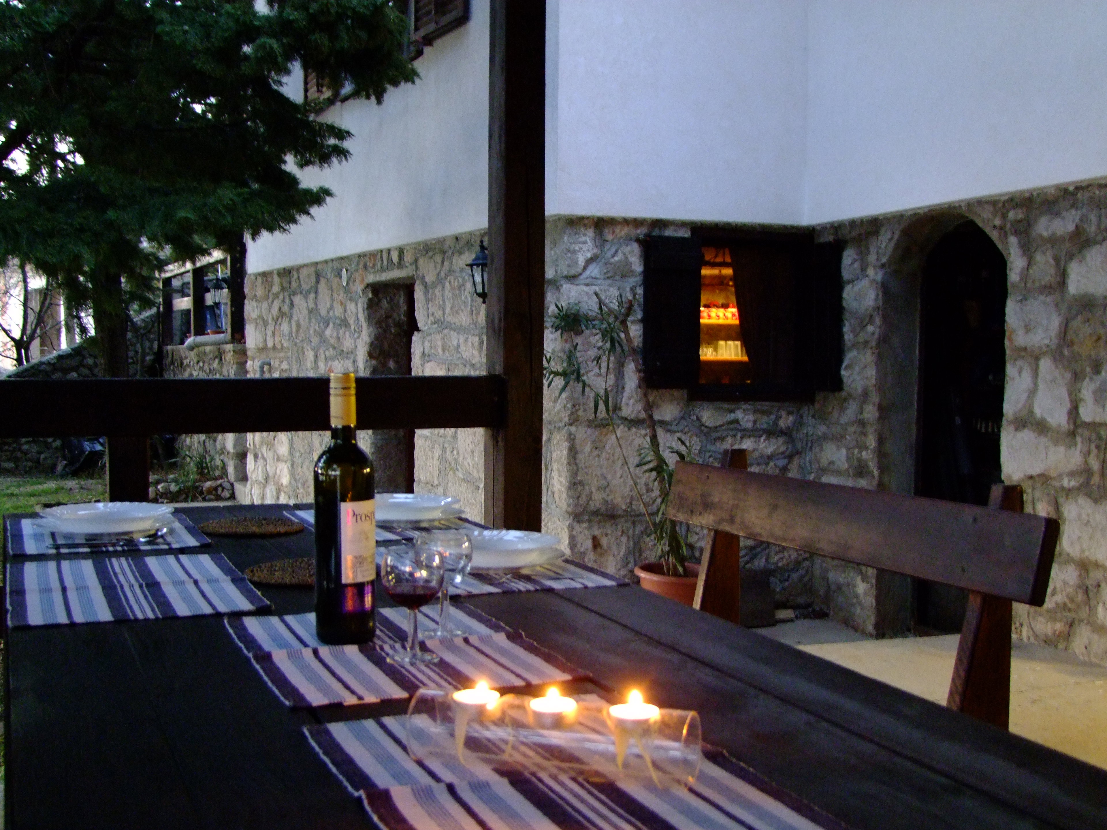 - image: 20