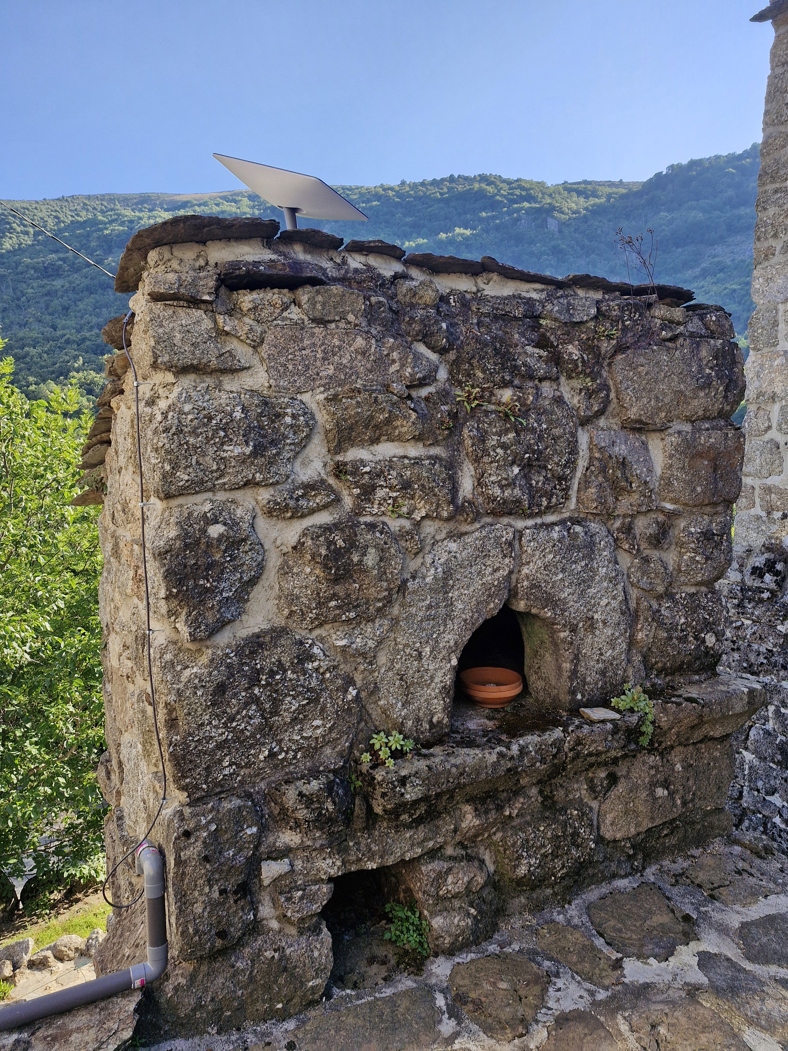 - image: 26