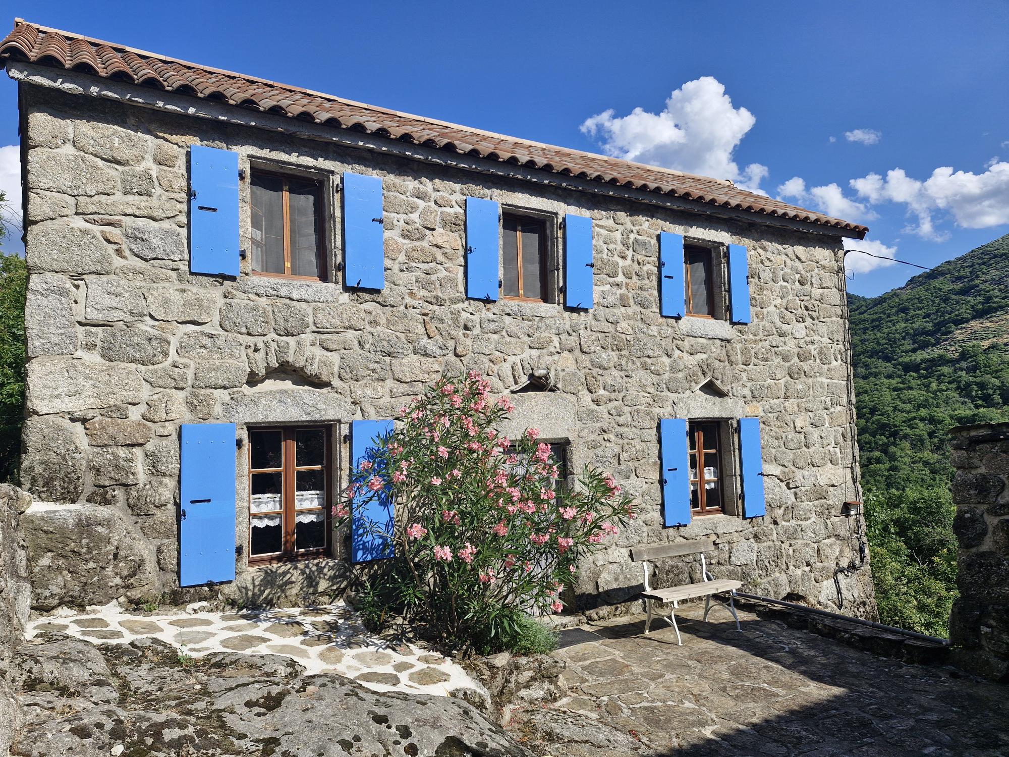 Casa nella natura a Sablières  ( Le Mas )