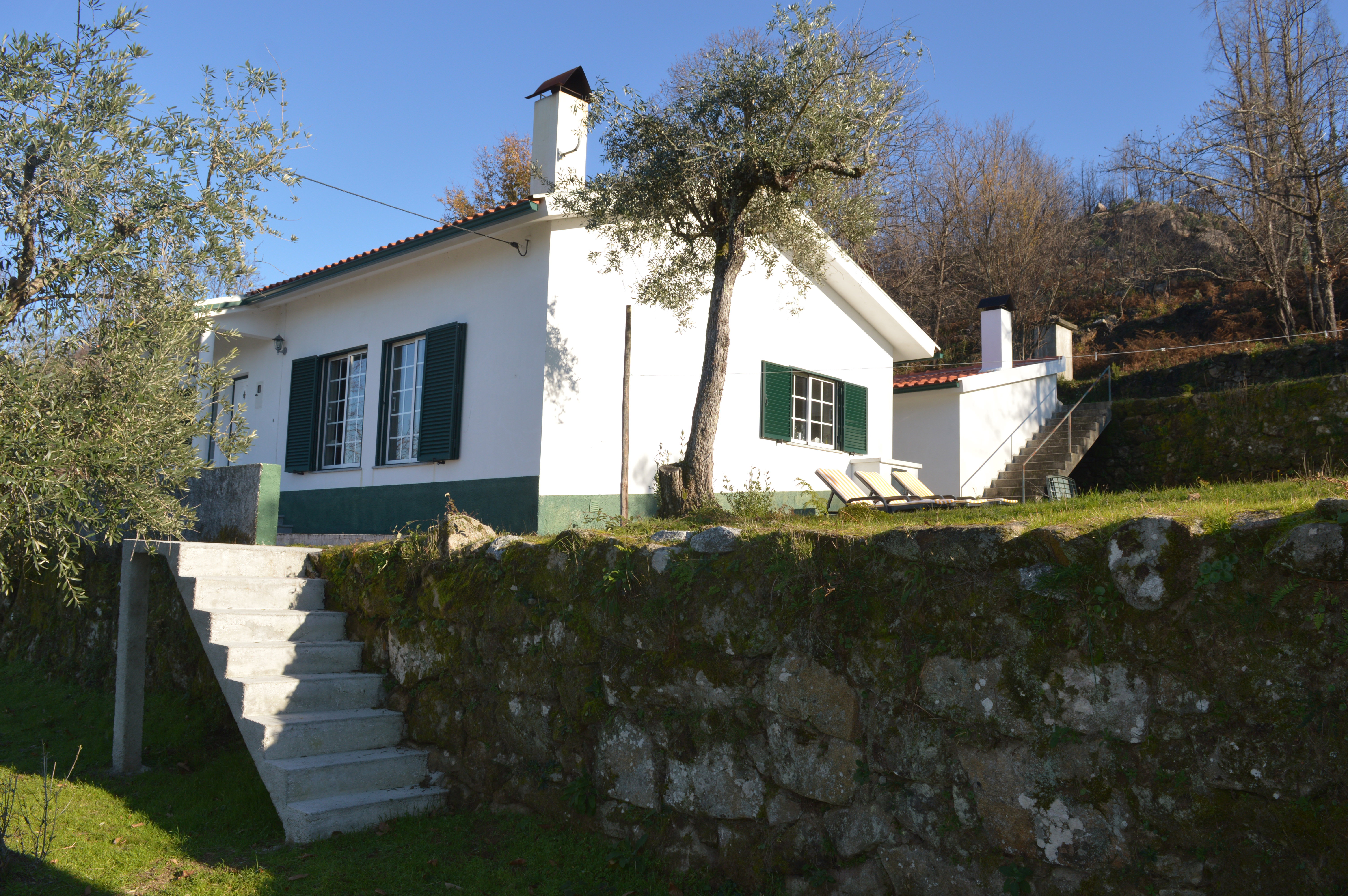 Naturhäuschen in Aldeia das Dez