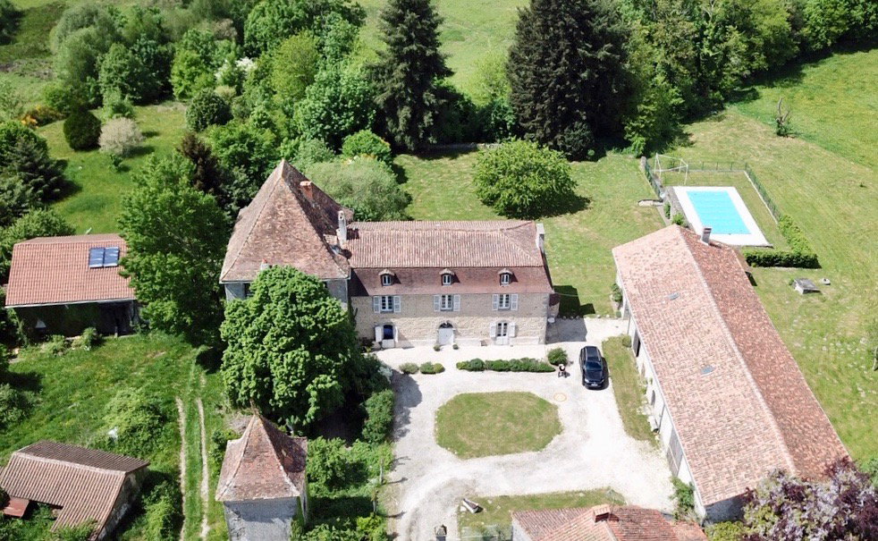 Maison nature à La Chapelle Montbrandeix