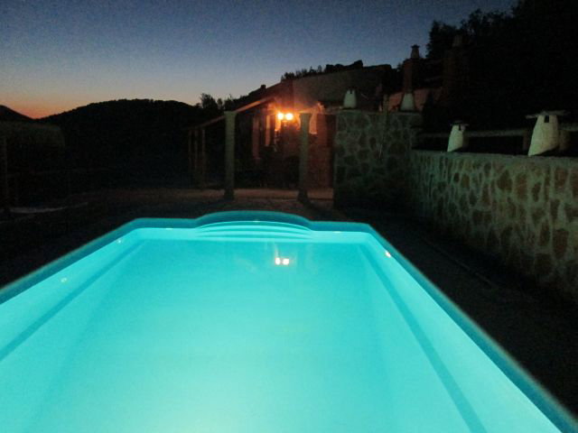 - image: 21