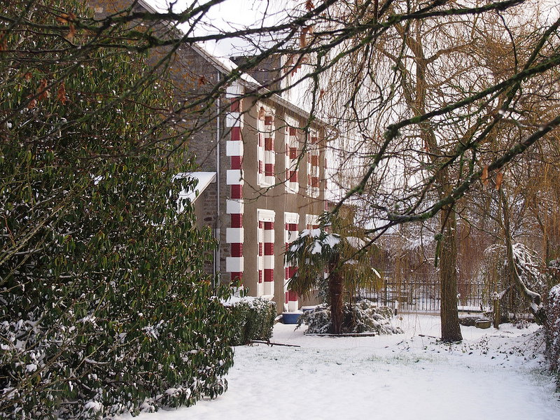 - image: 74