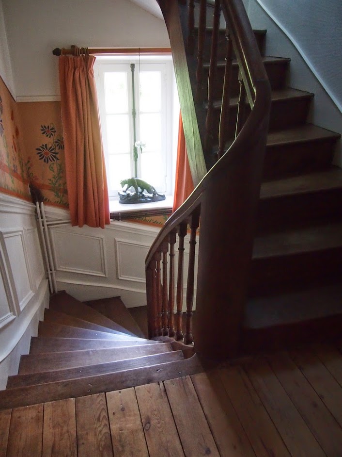 - image: 54
