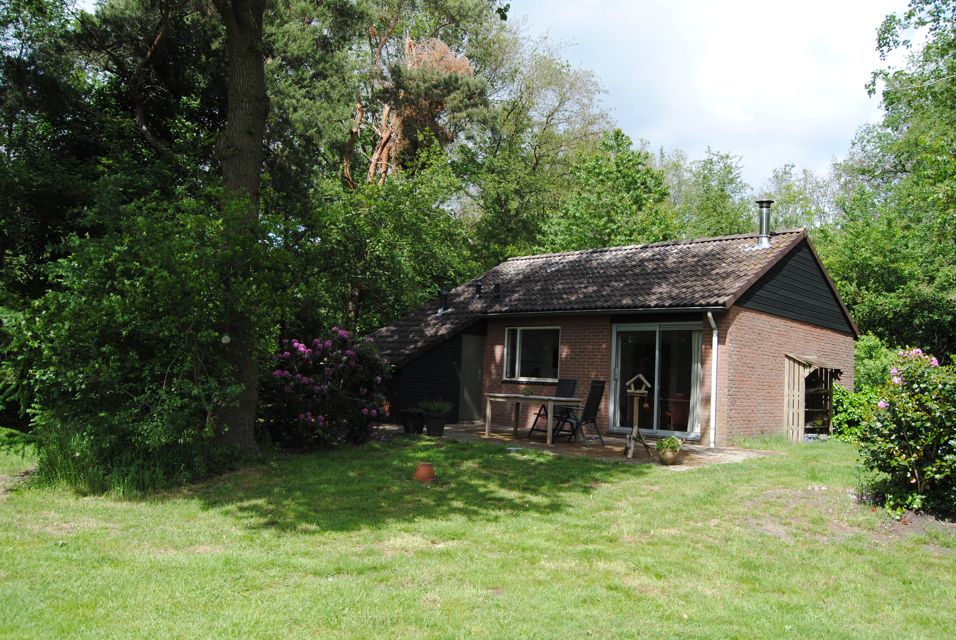 Naturhäuschen in Ruinen