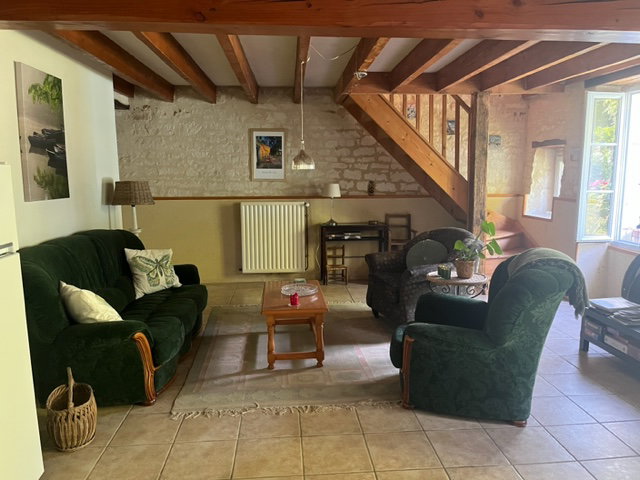 Casa nella natura a La Bournee