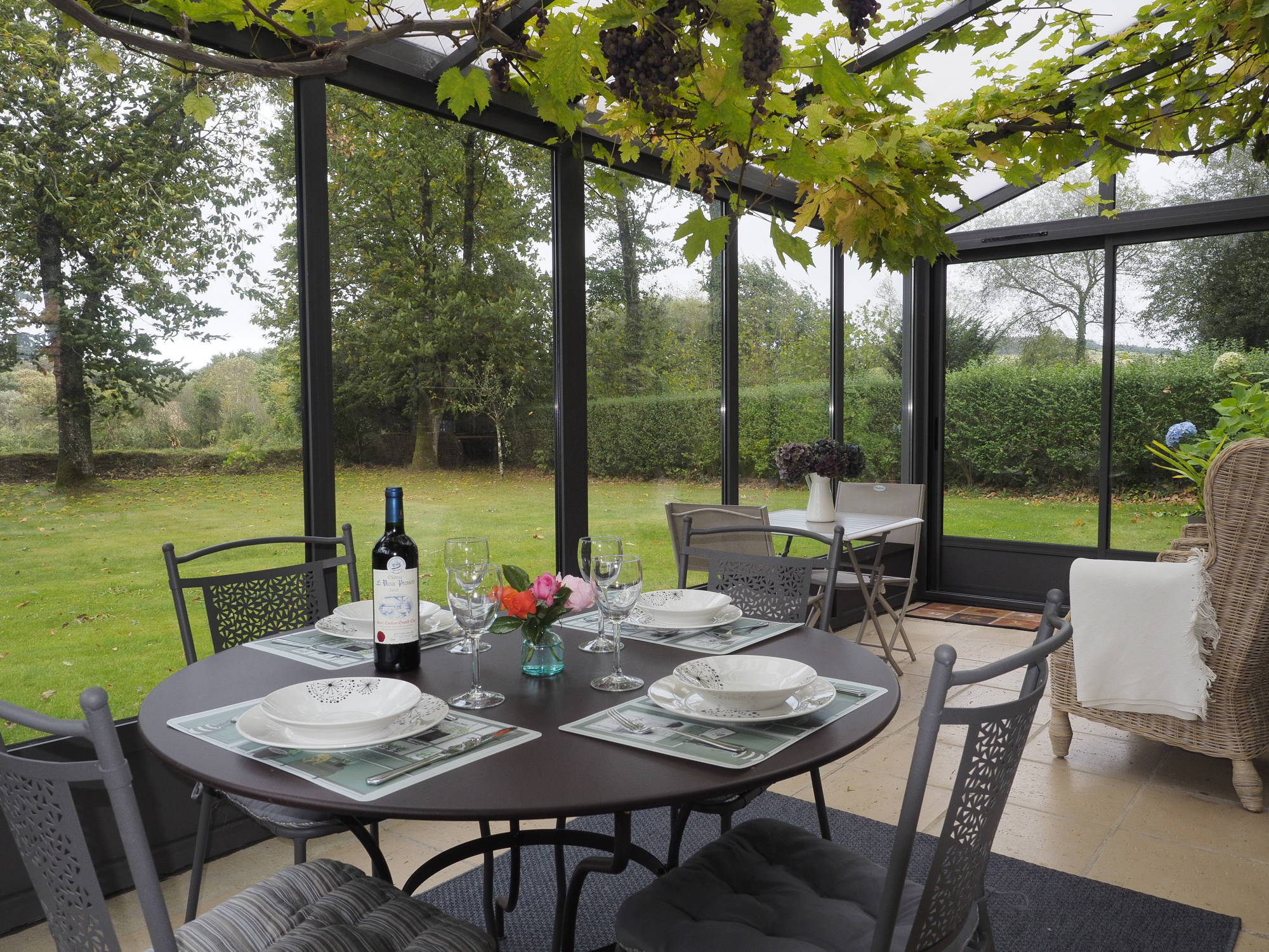 Casa nella natura a LE CLOITRE-SAINT-THEGONNEC