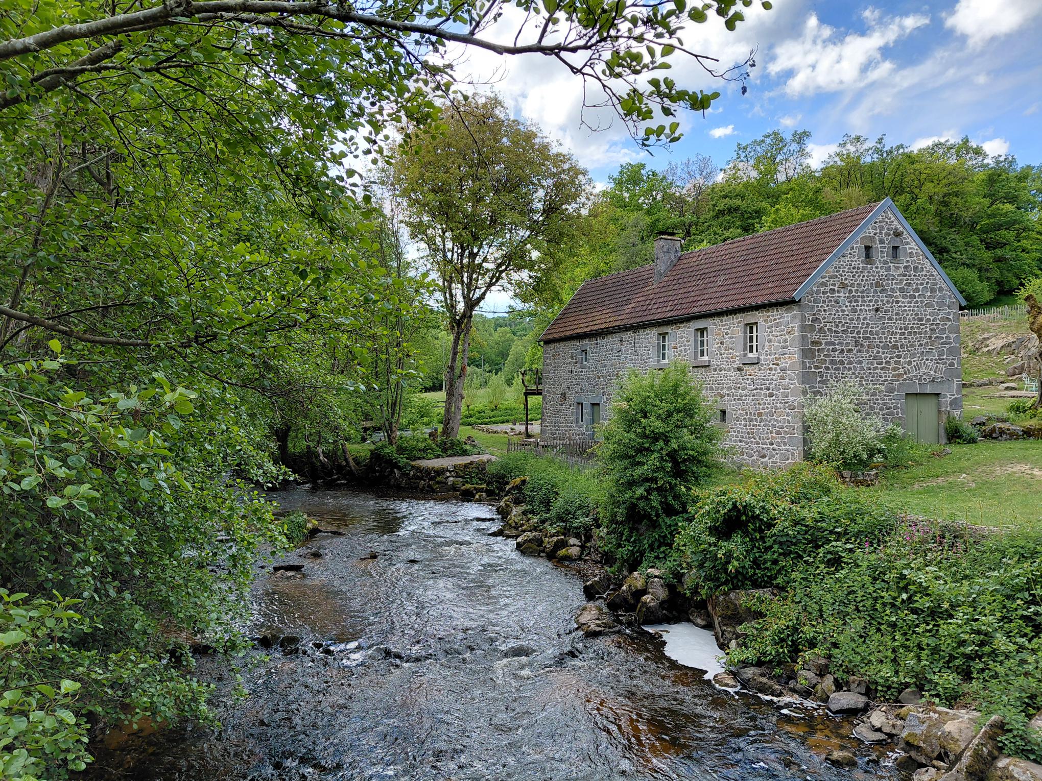 Casa nella natura a Saint Silvain Bellegarde
