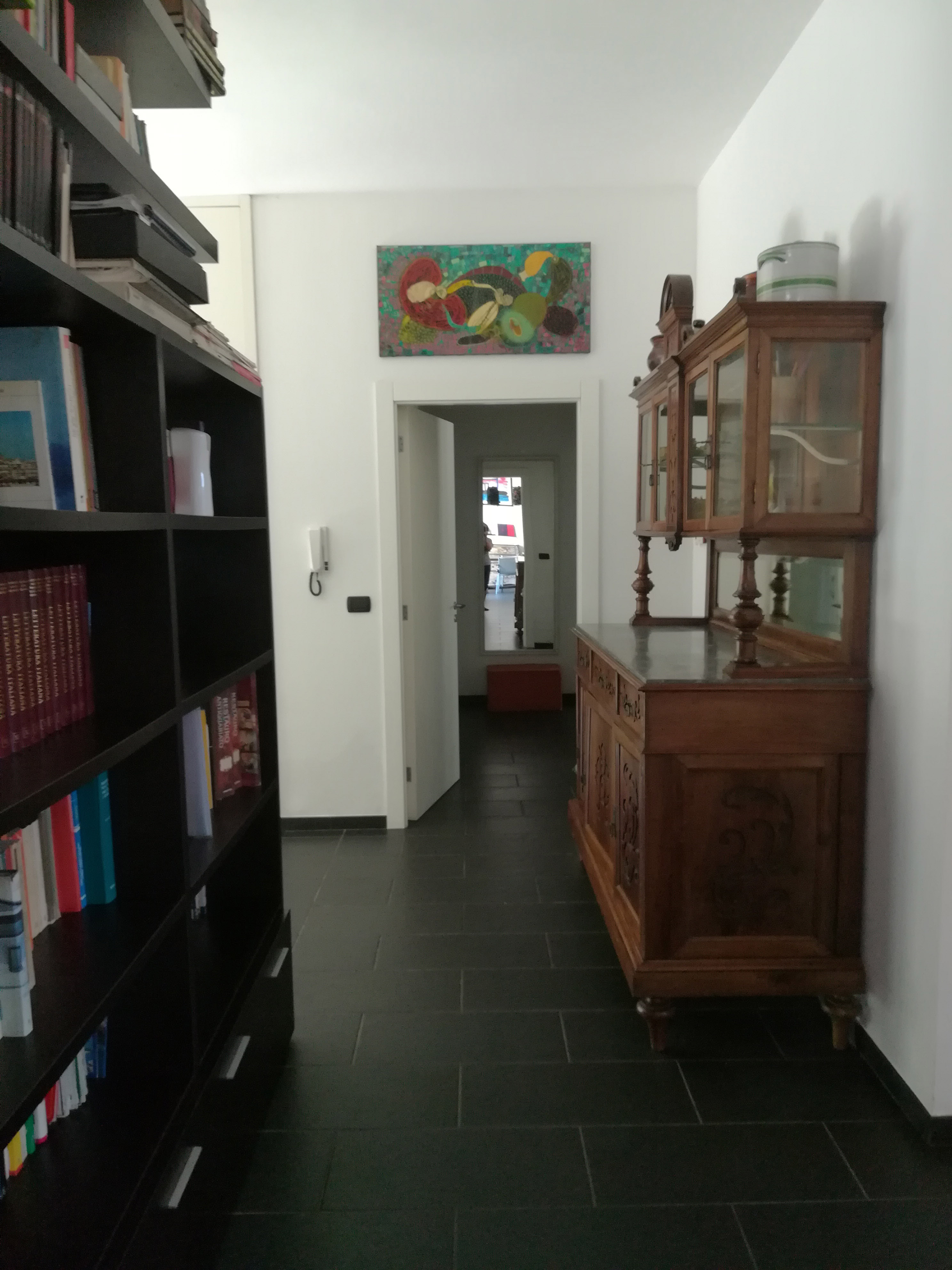 - image: 25