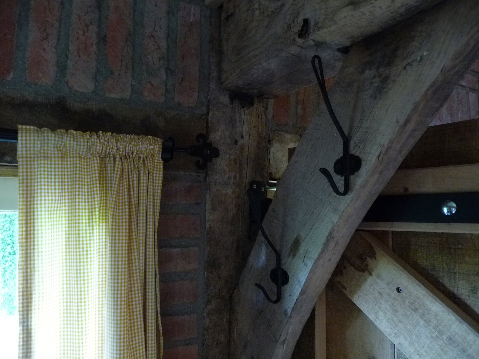- image: 11