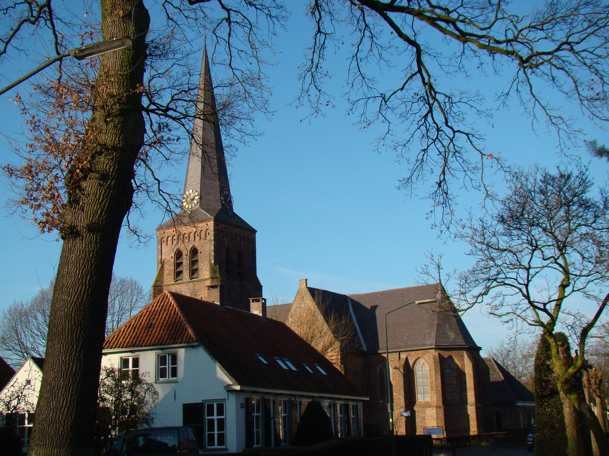 - image: 28