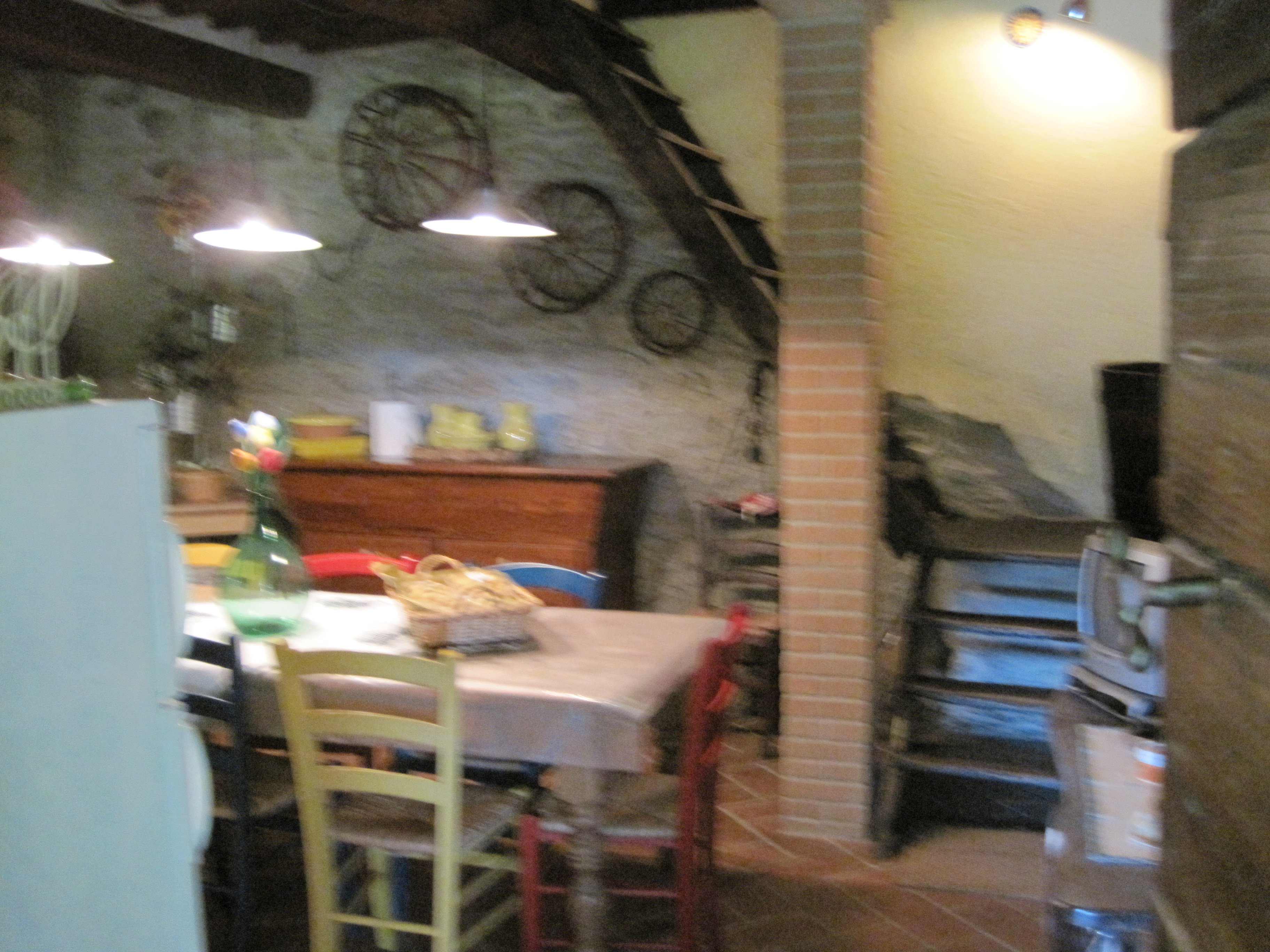 Casa nella natura a Pietrasanta  , loc. Strettoia