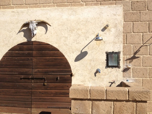 - image: 25