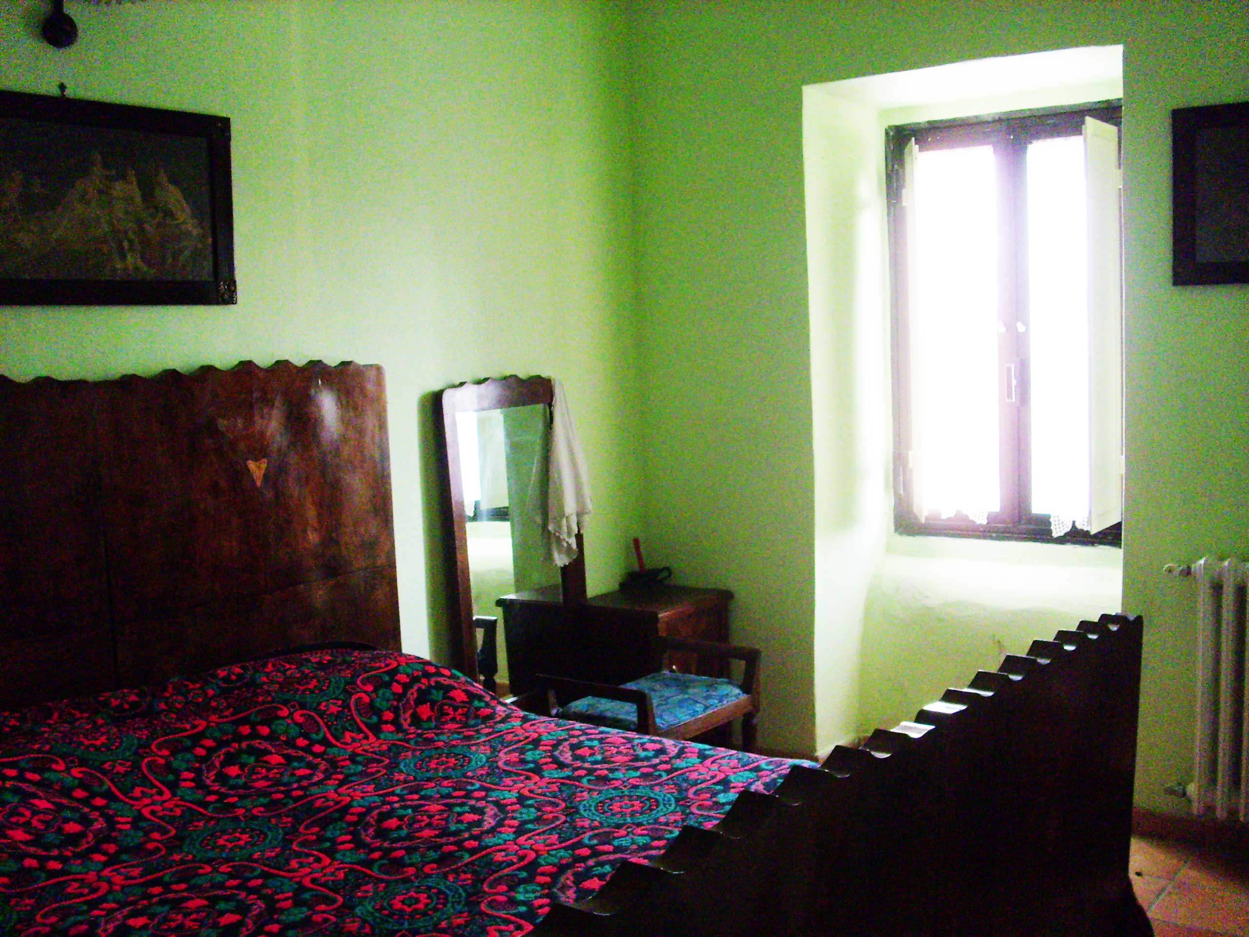 - image: 14