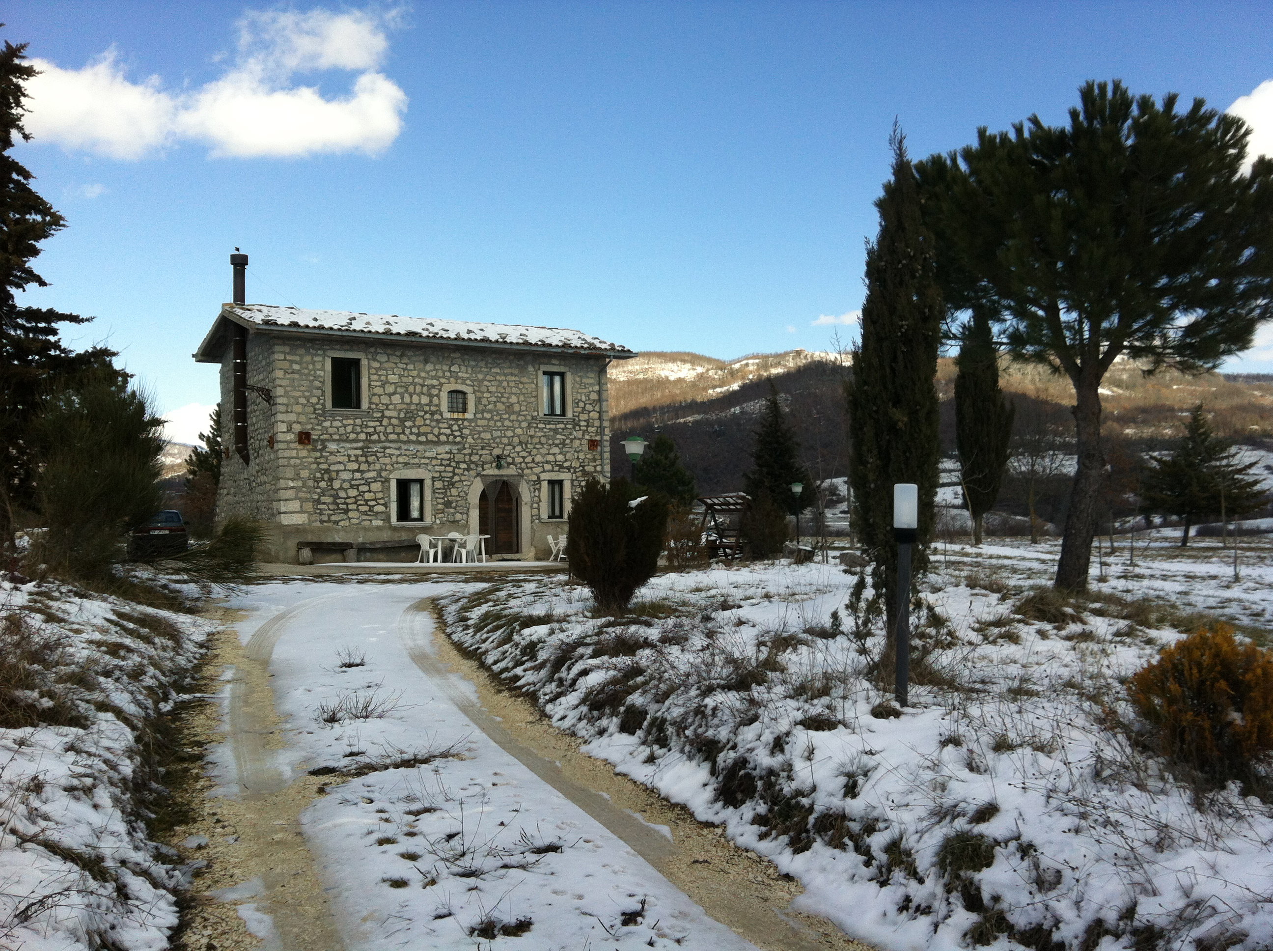 - image: 27