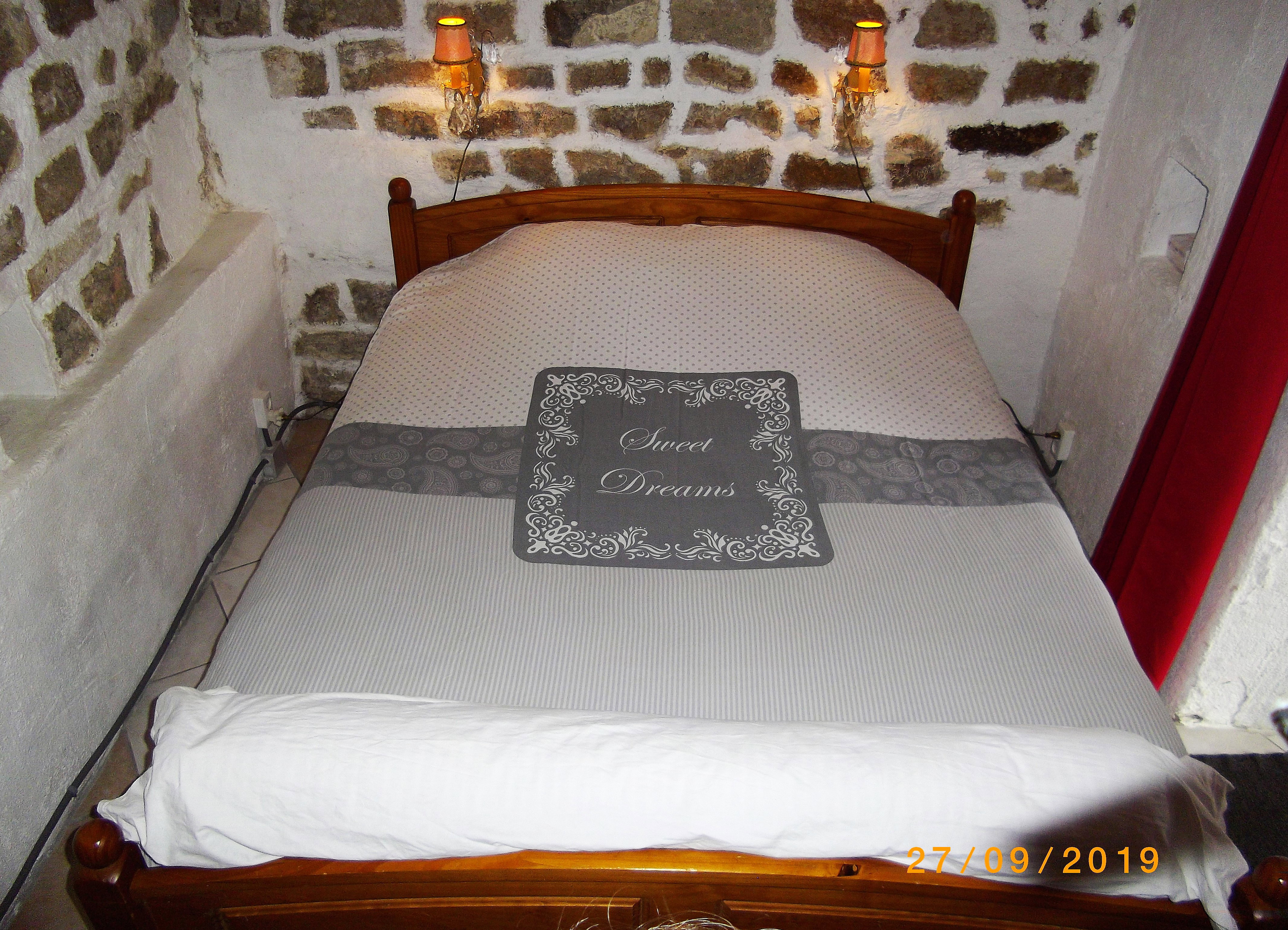 - image: 14