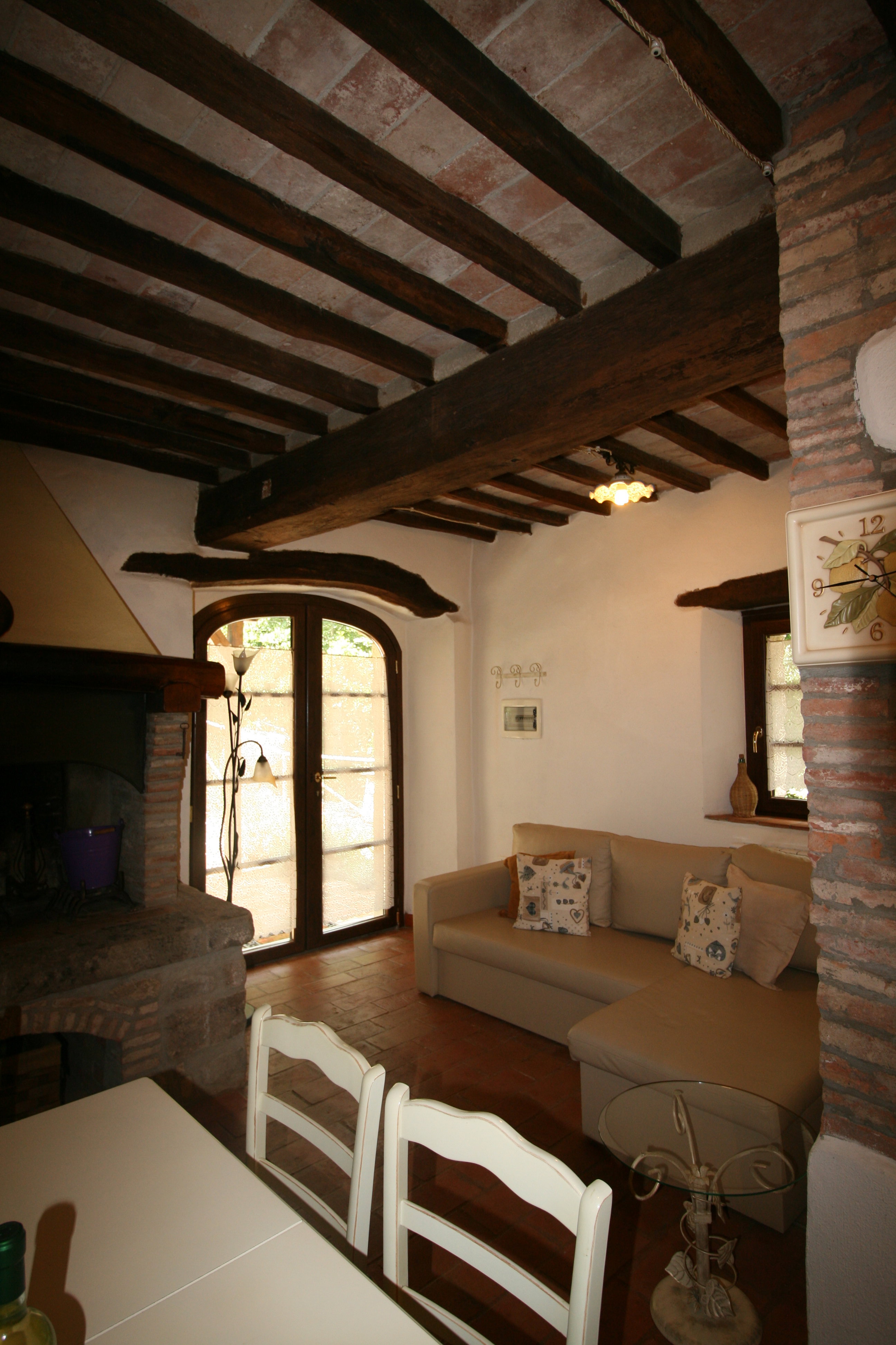 - image: 14