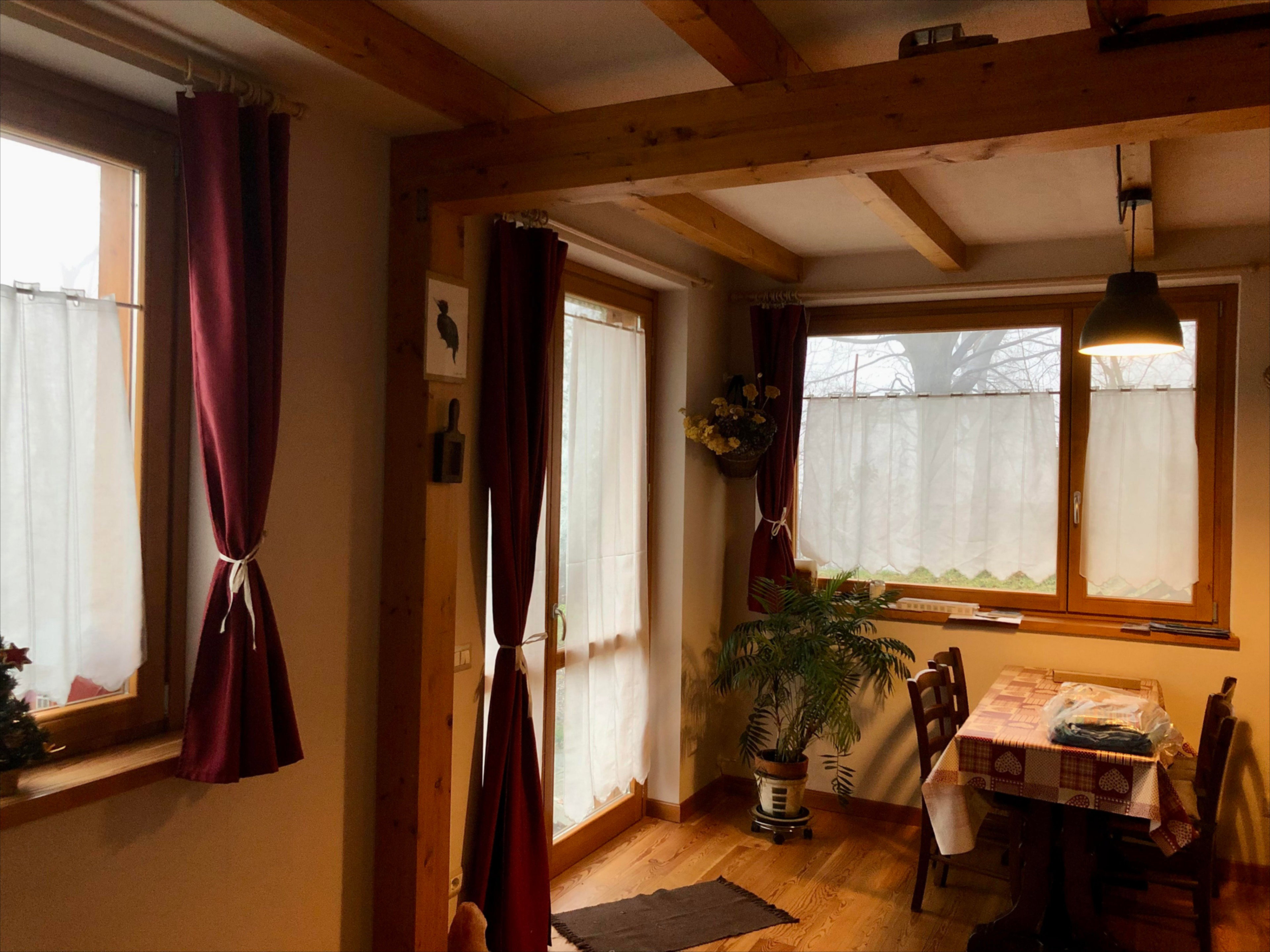 - image: 24