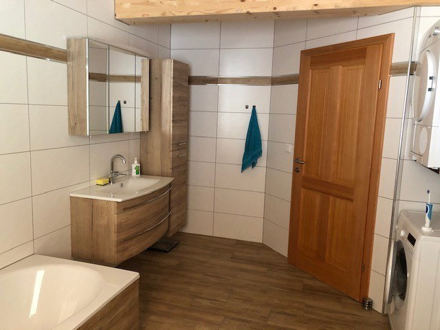 - image: 30
