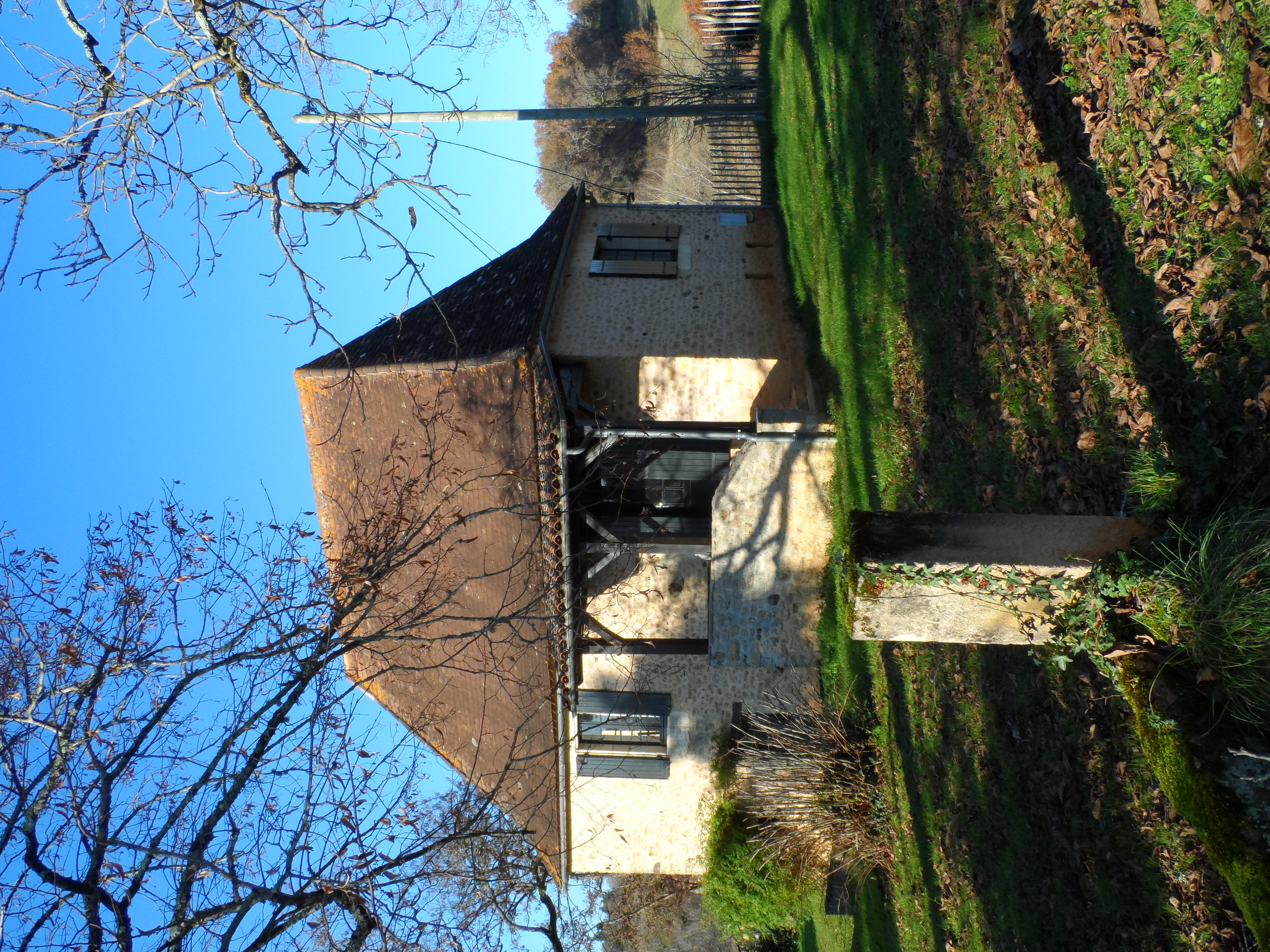 Naturhäuschen in Coux et Bigaroque-Mouzens