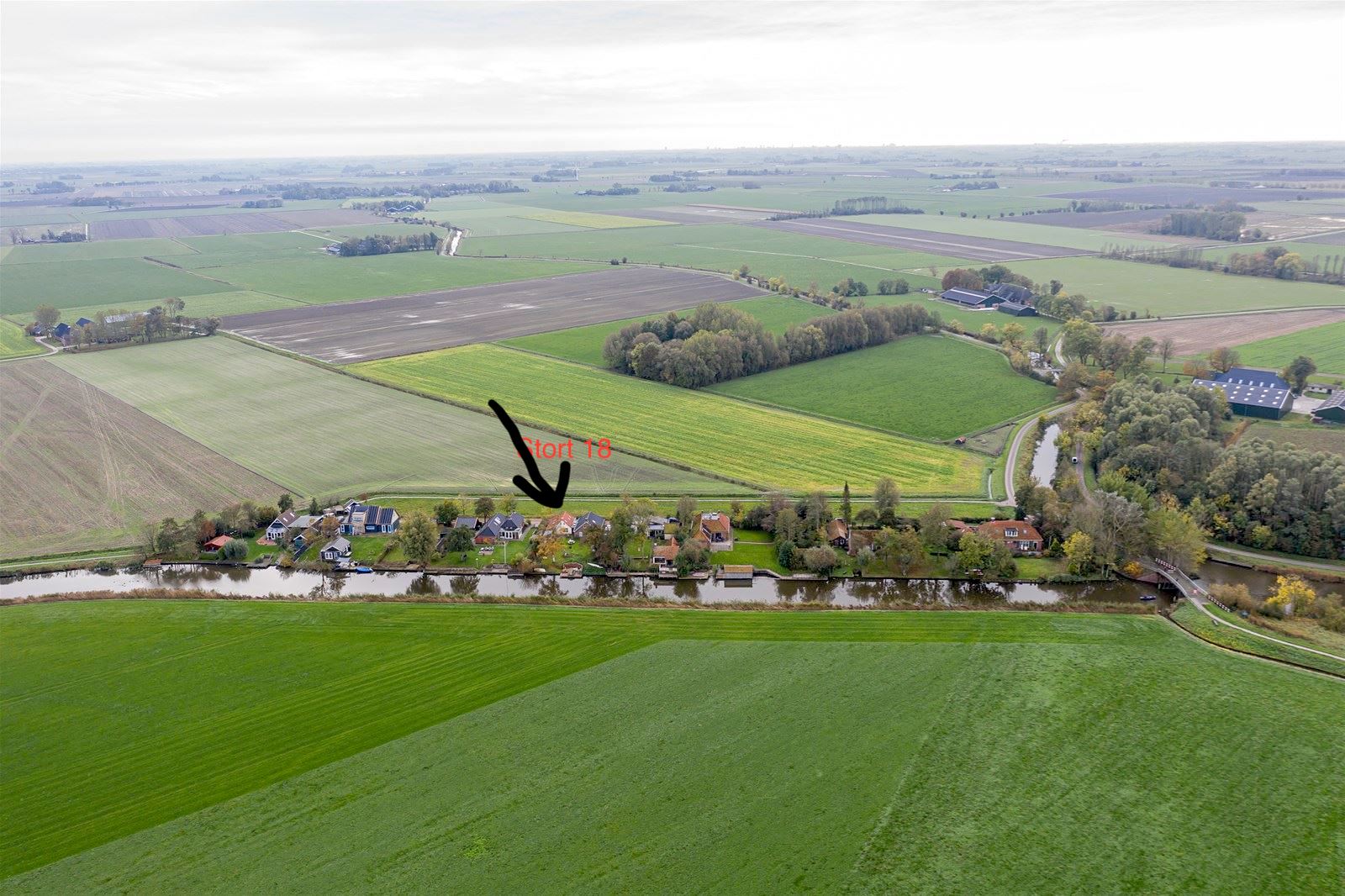 Naturhäuschen in Leens