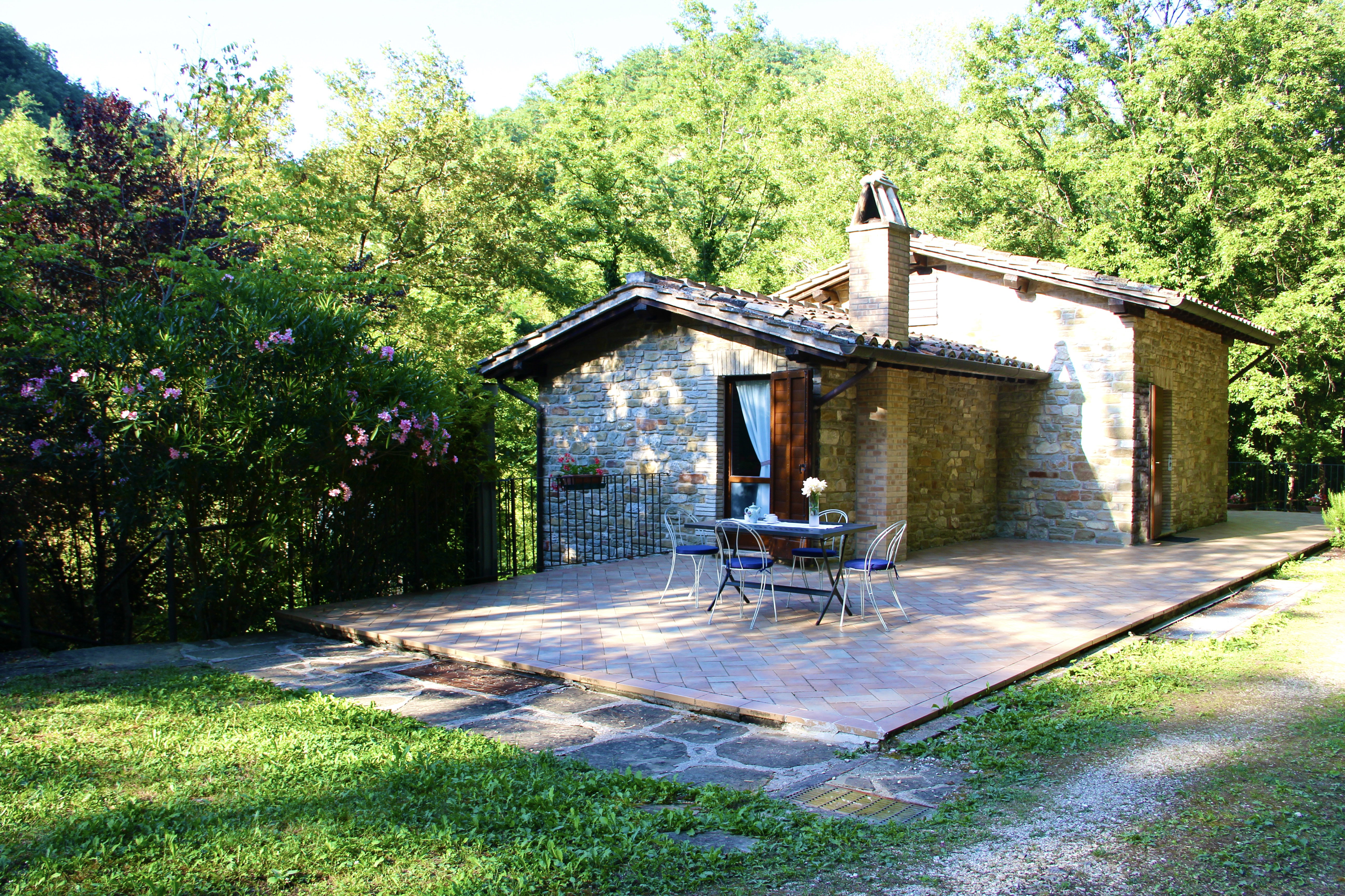 Naturhäuschen in Assisi (PG)