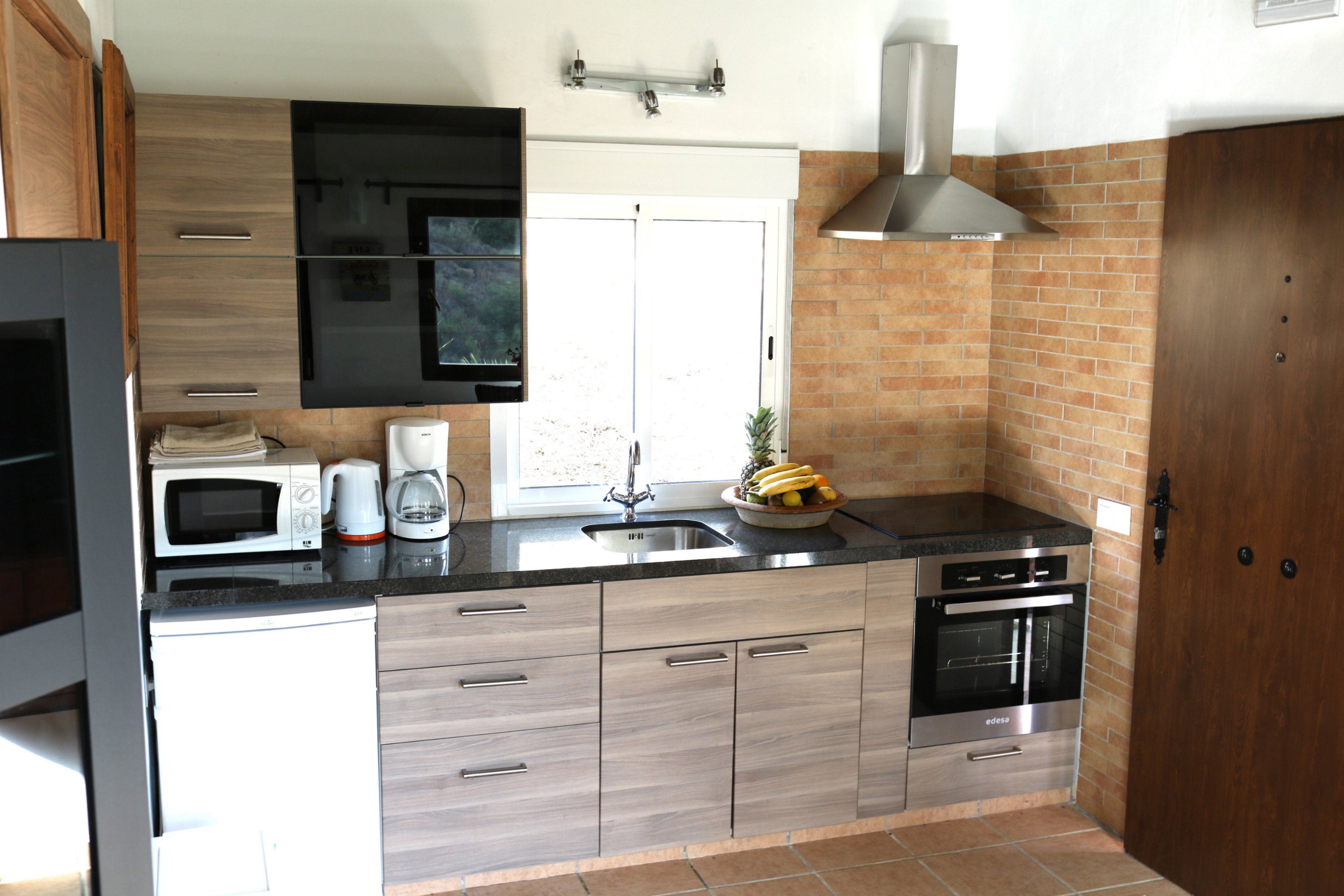 - image: 51