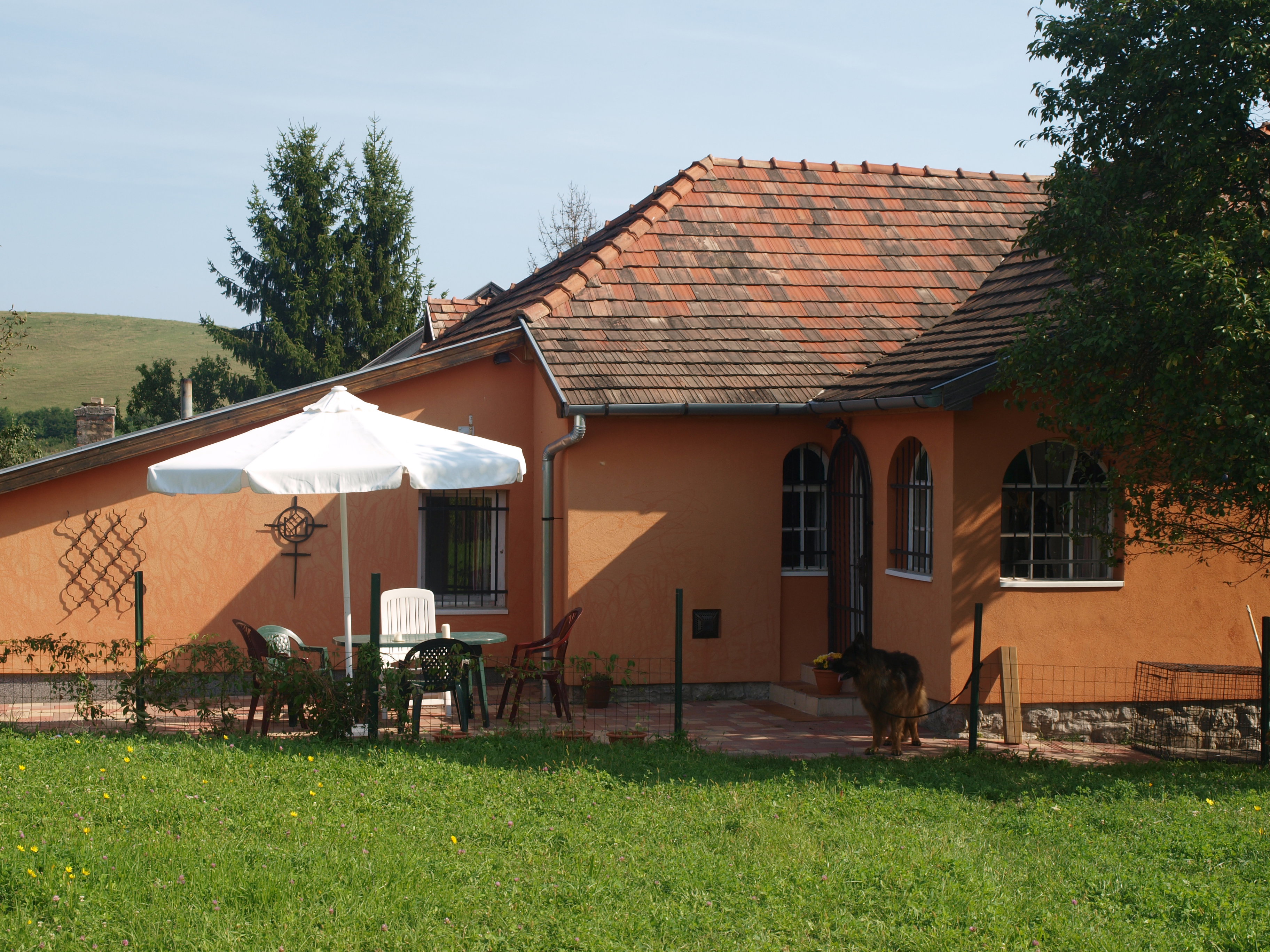 Naturhäuschen in Csernely