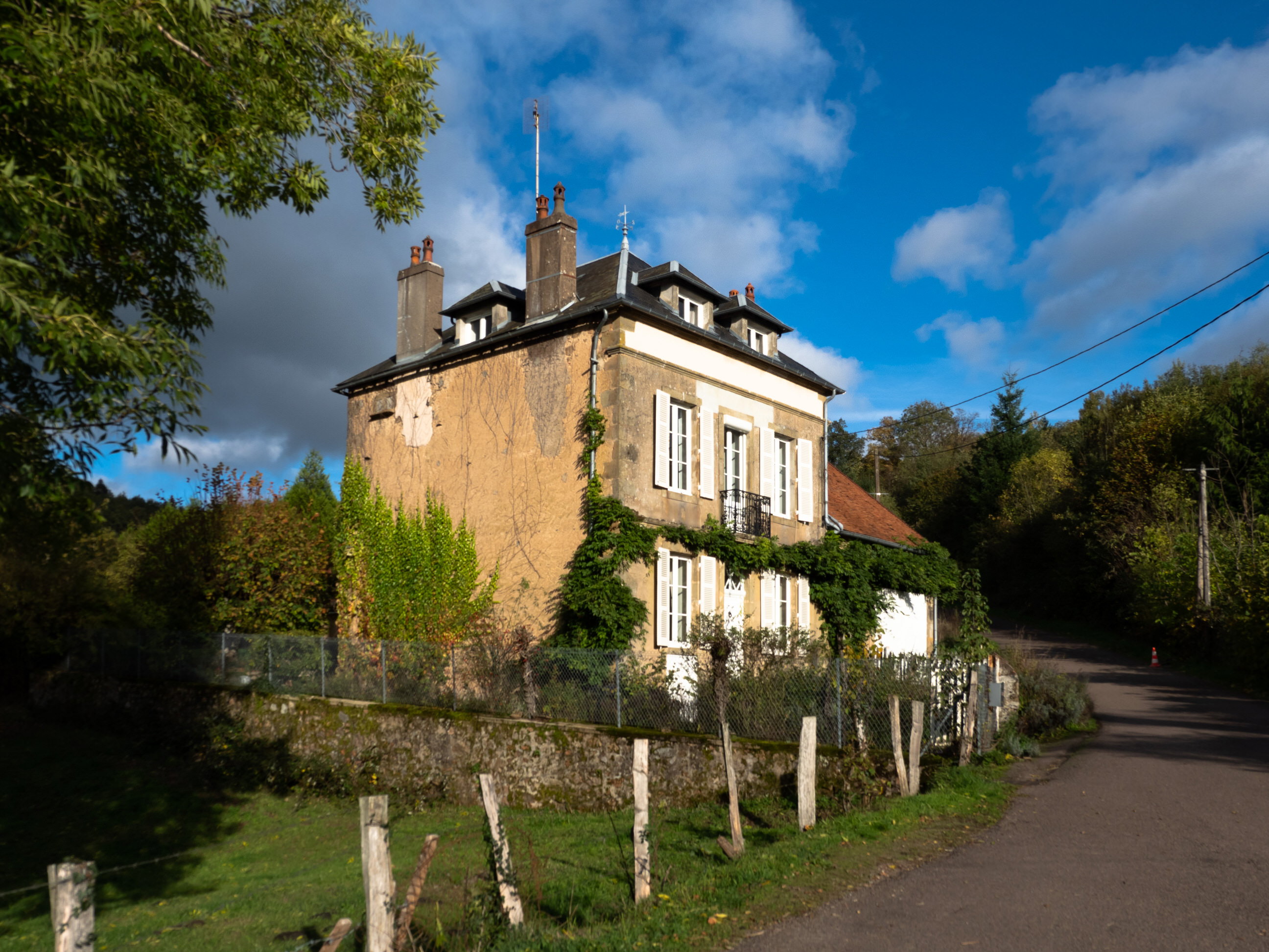 Naturhäuschen in Cussy-en-Morvan