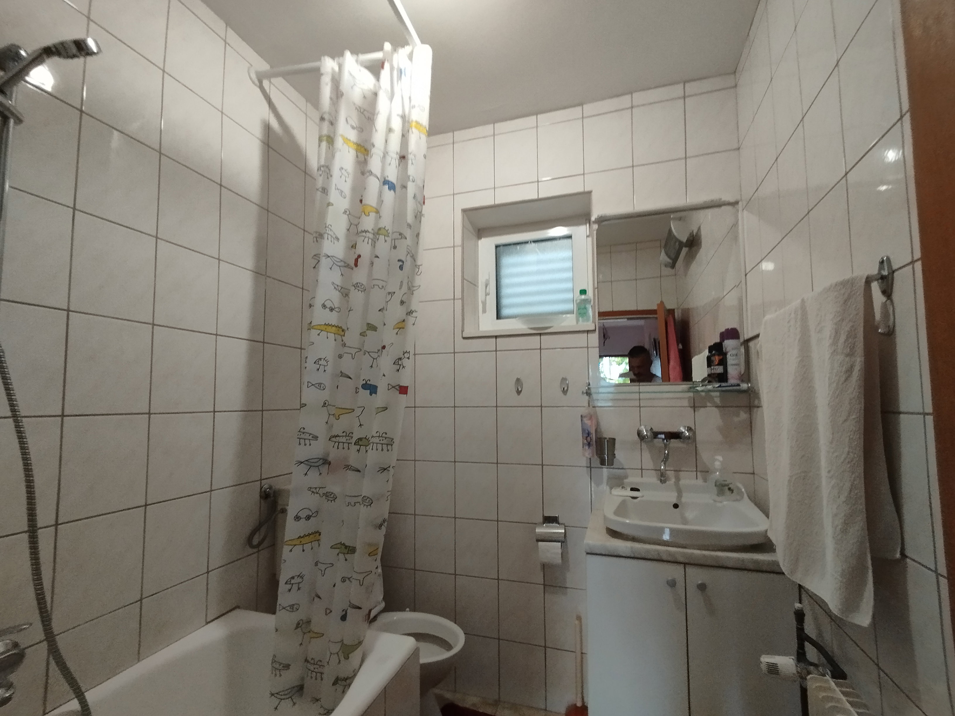 - image: 25