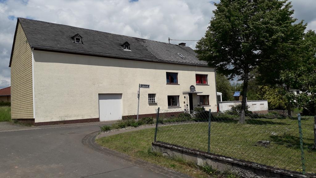 Naturhäuschen in Karl