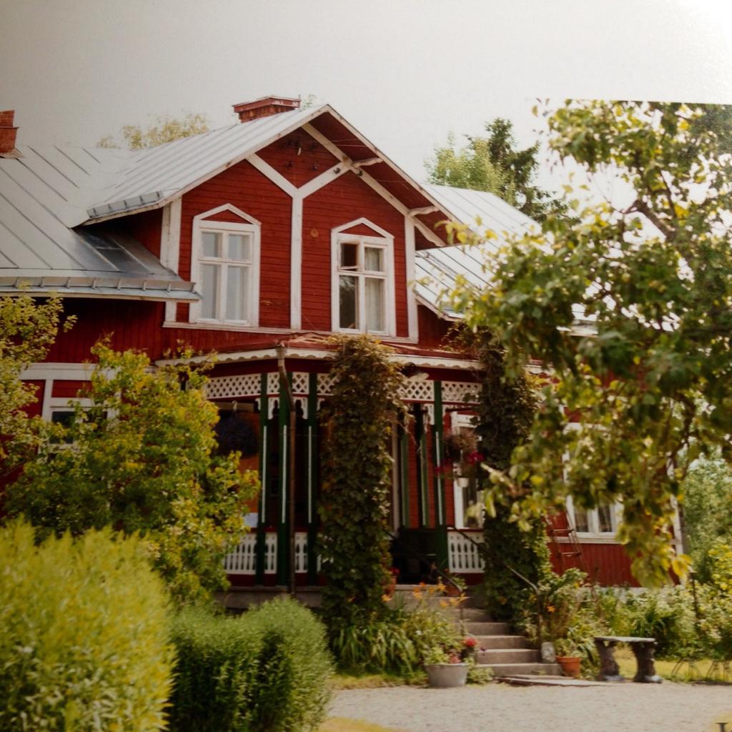 - image: 29
